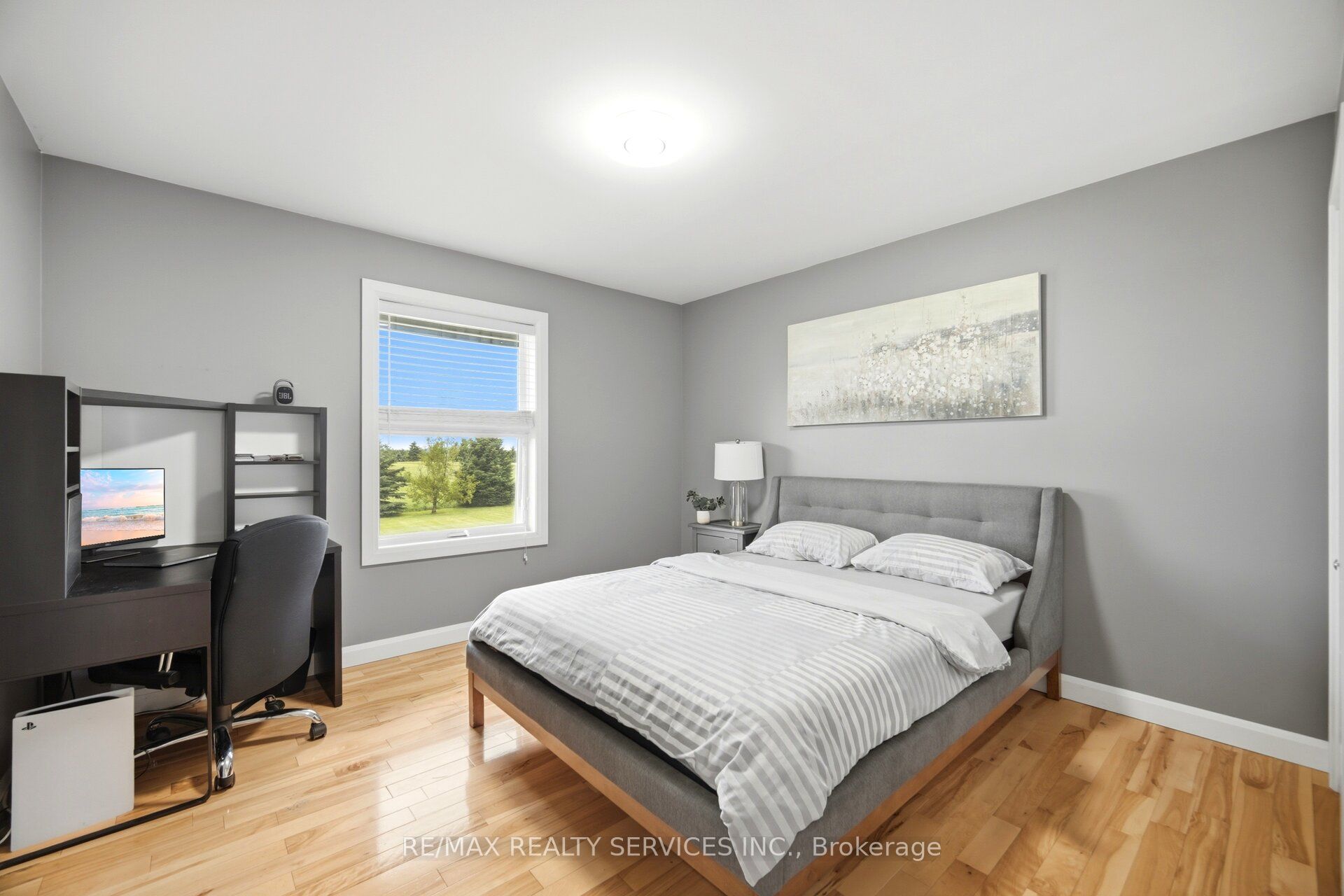 386113 20 Side Road Property Photo 25