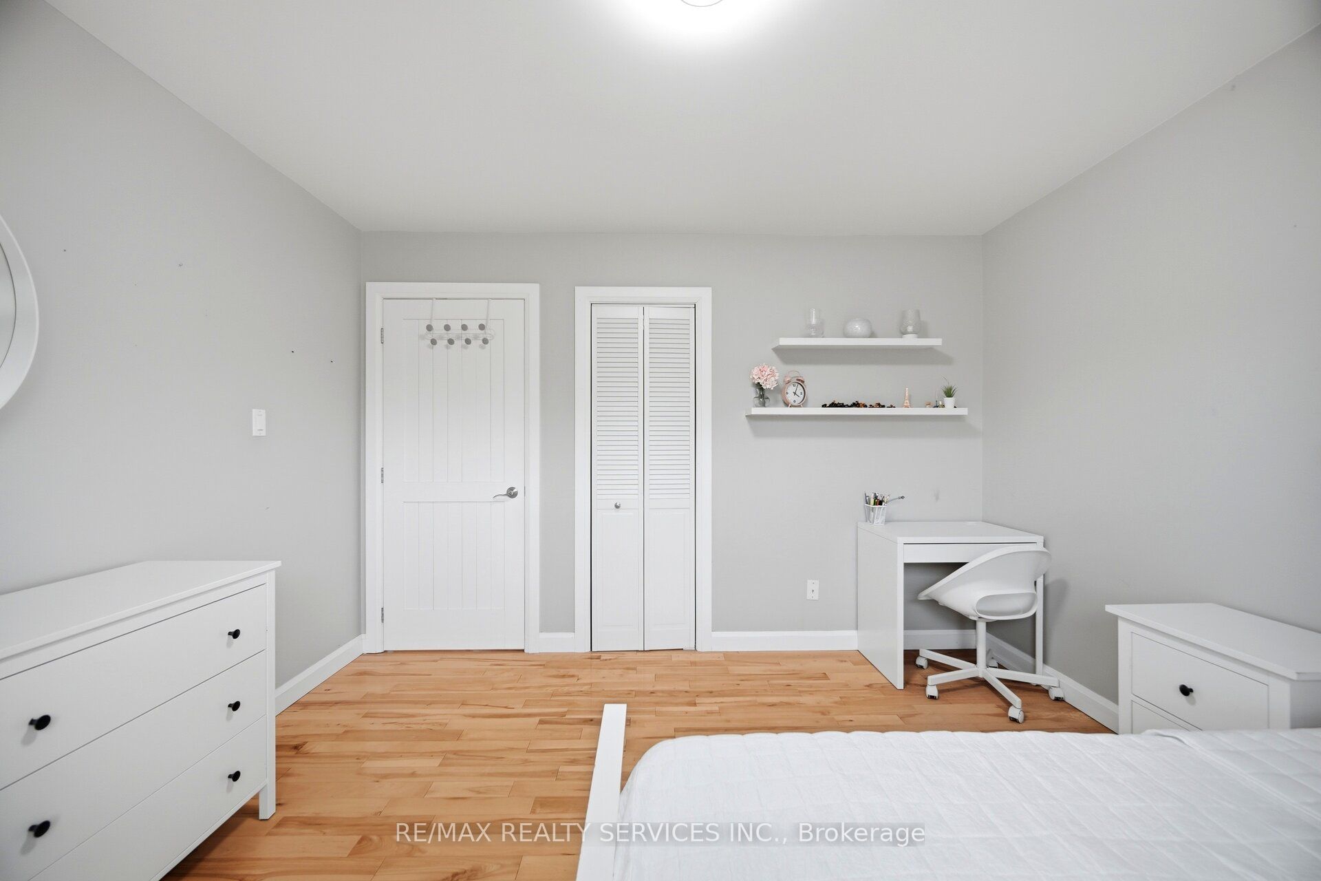 386113 20 Side Road Property Photo 27