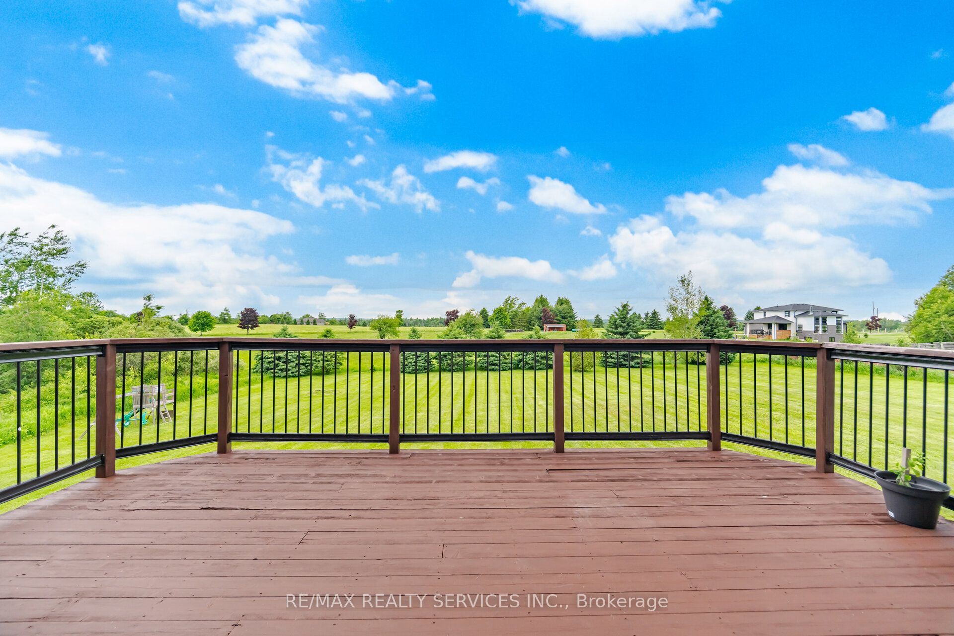 386113 20 Side Road Property Photo 30