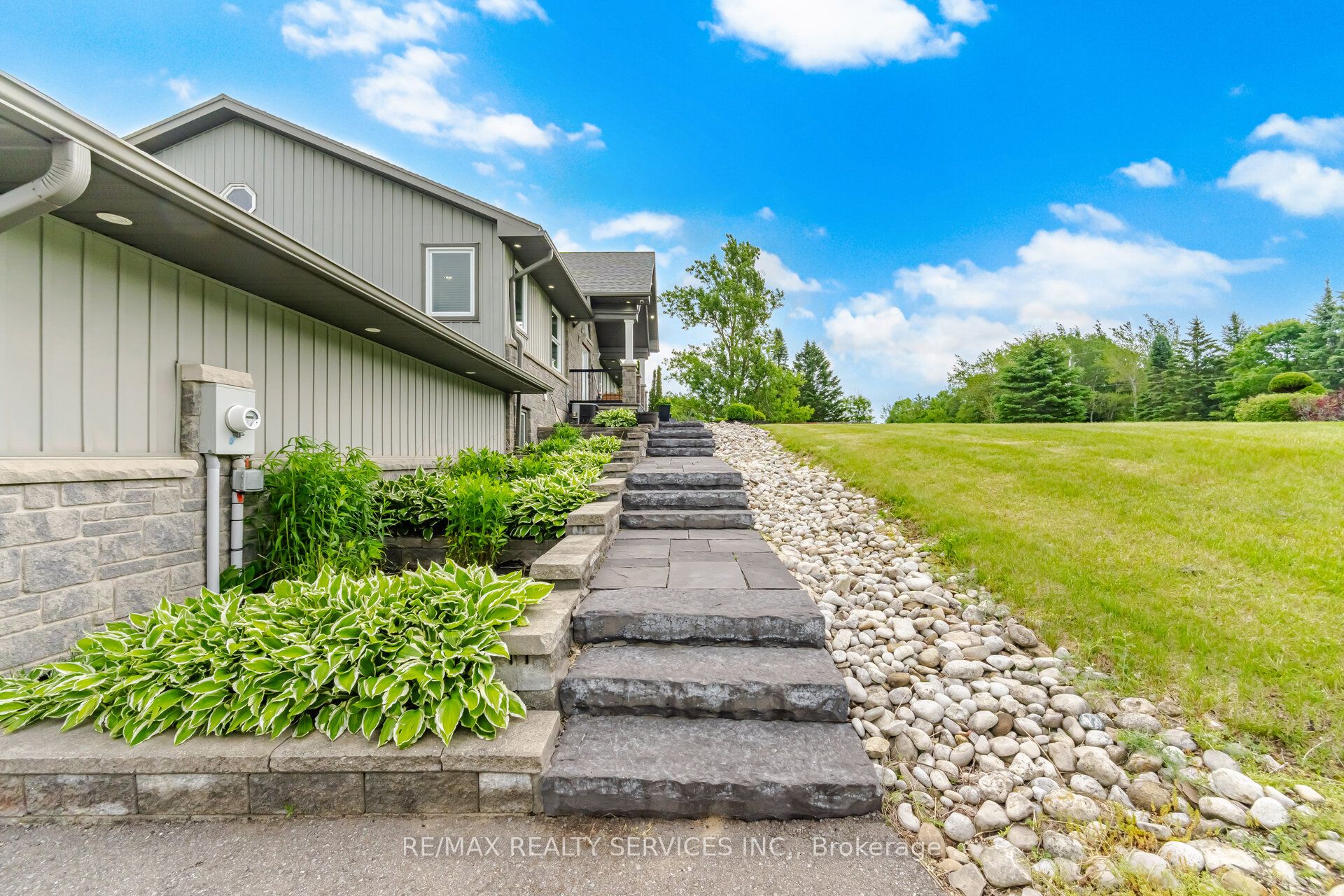 386113 20 Side Road Property Photo 48