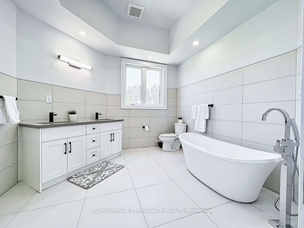 9 Rustlewood Avenue Property Photo 10