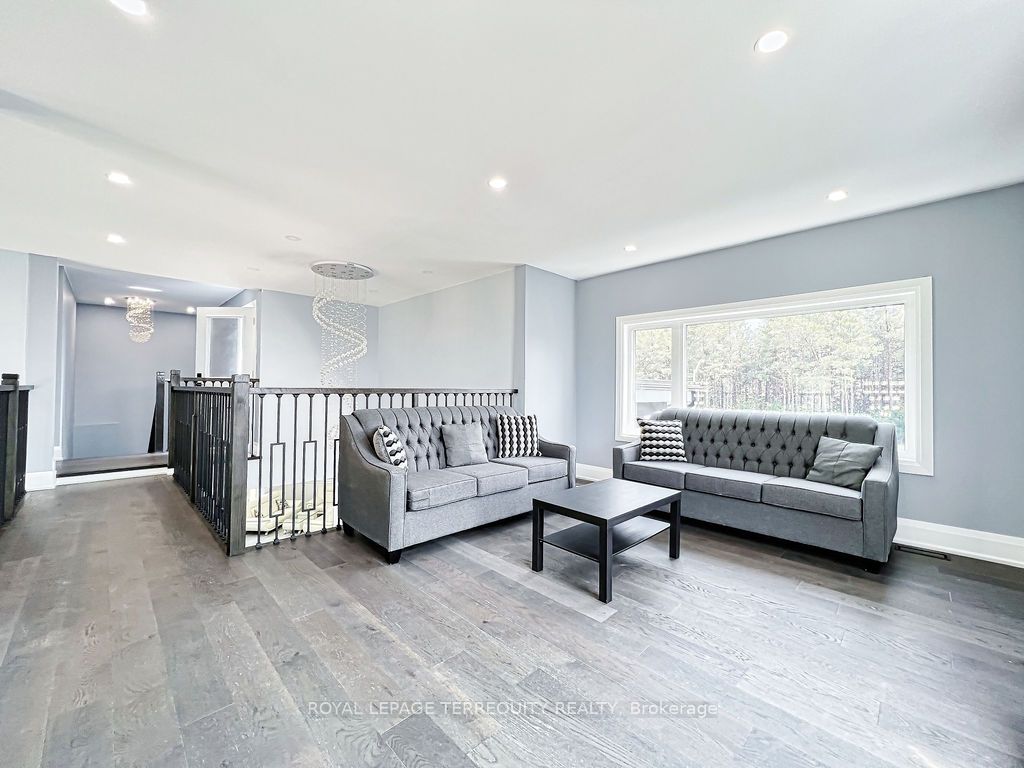 9 Rustlewood Avenue Property Photo 19