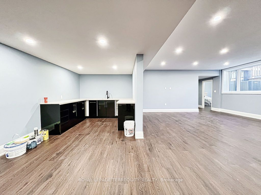 9 Rustlewood Avenue Property Photo 27