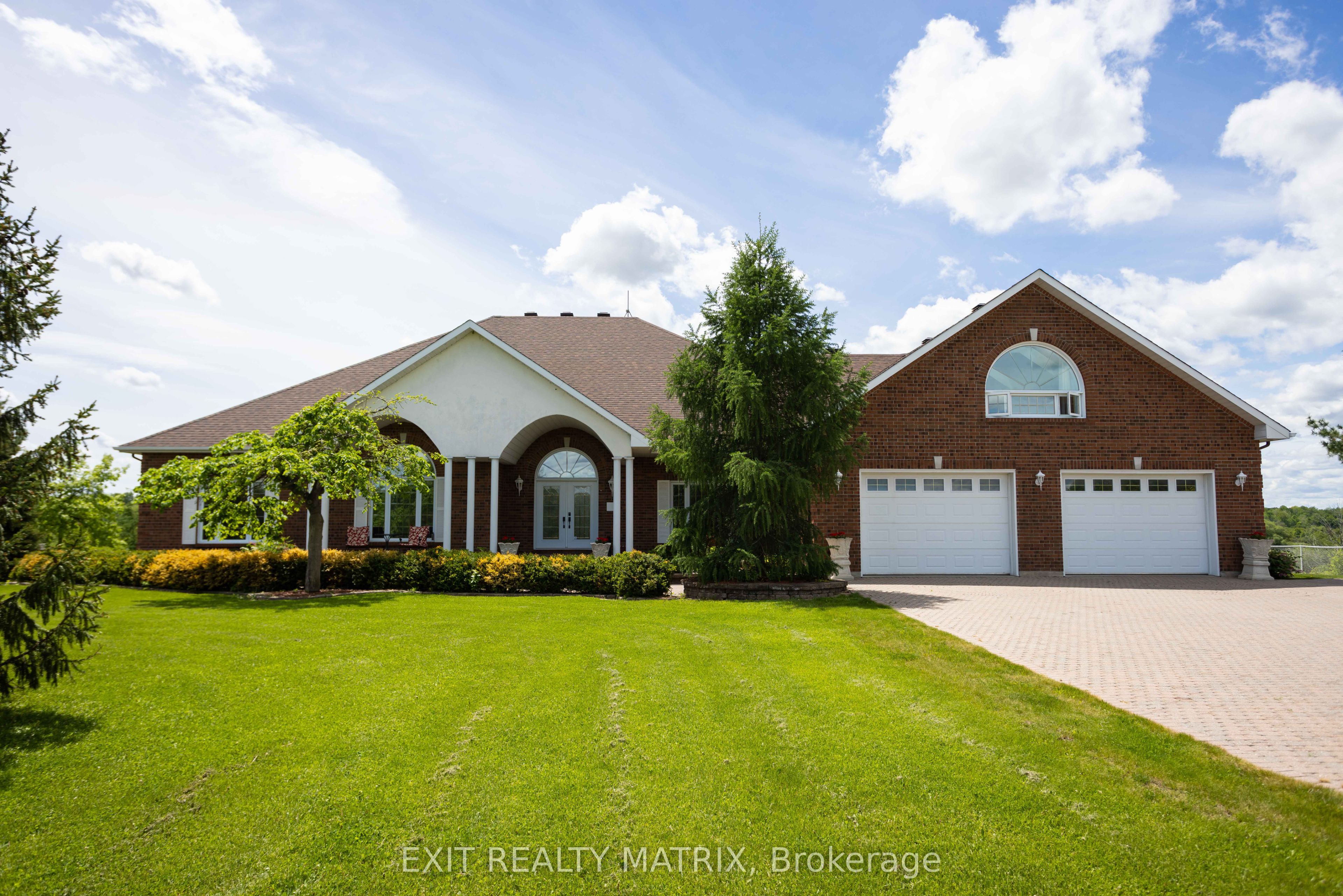 649 500 Route E Property Photo 1
