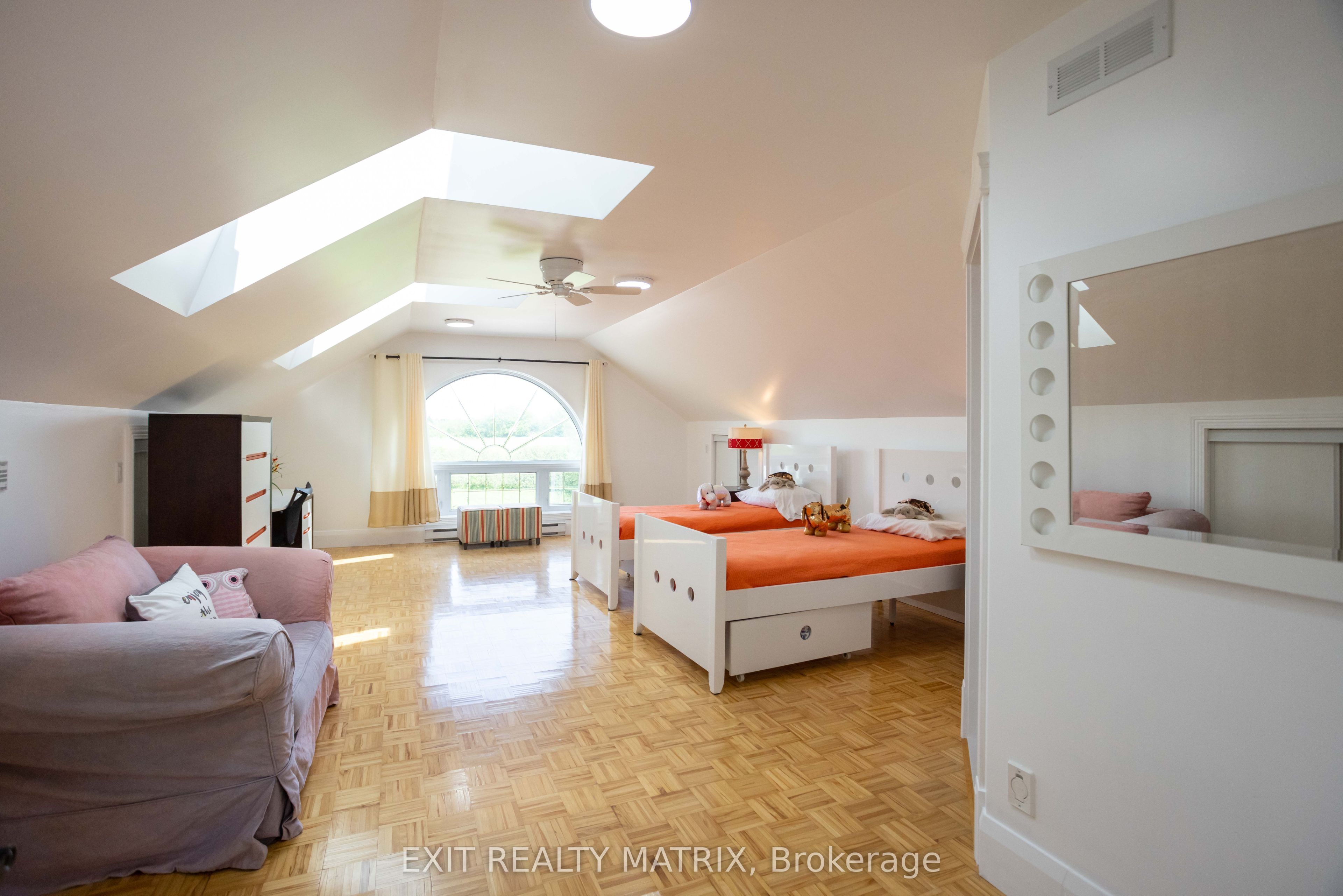 649 500 Route E Property Photo 33