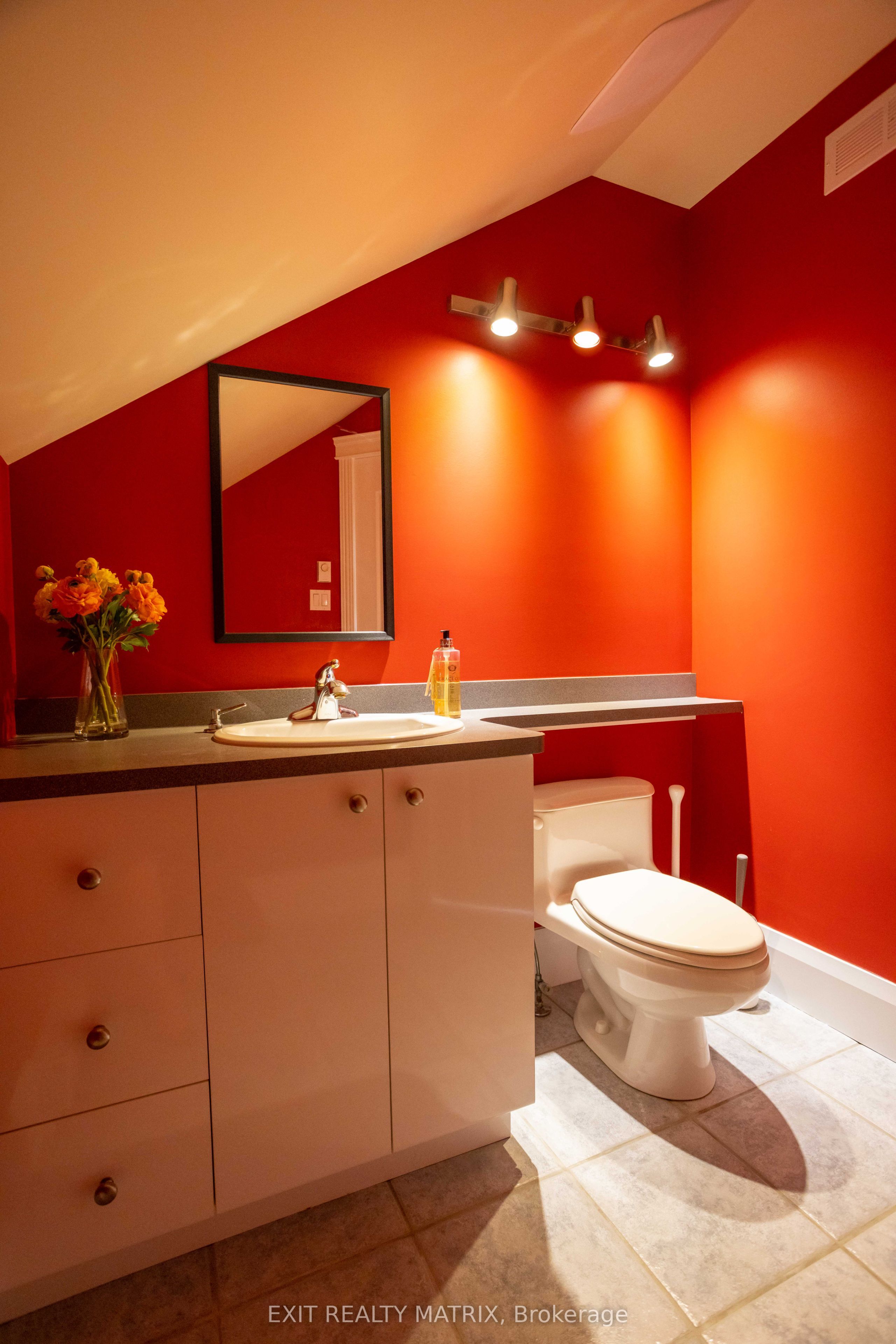 649 500 Route E Property Photo 35