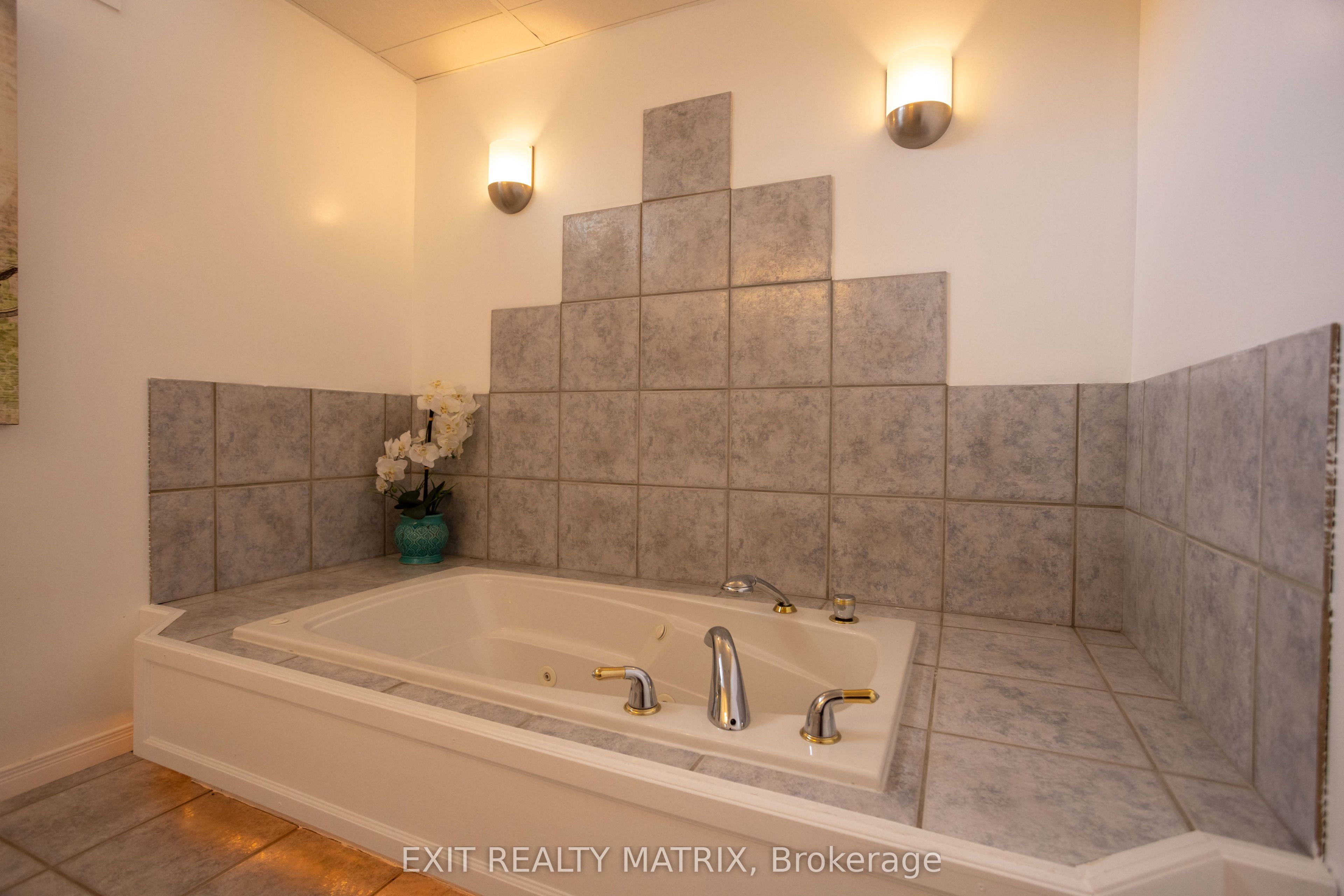 649 500 Route E Property Photo 44