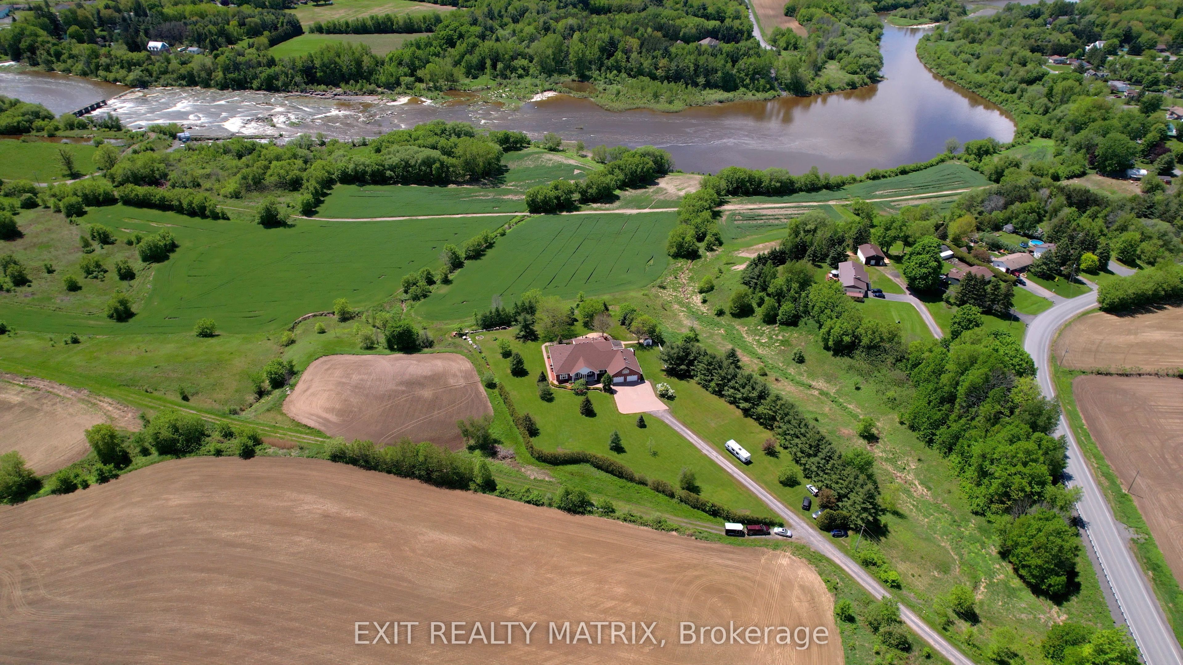 649 500 Route E Property Photo 50