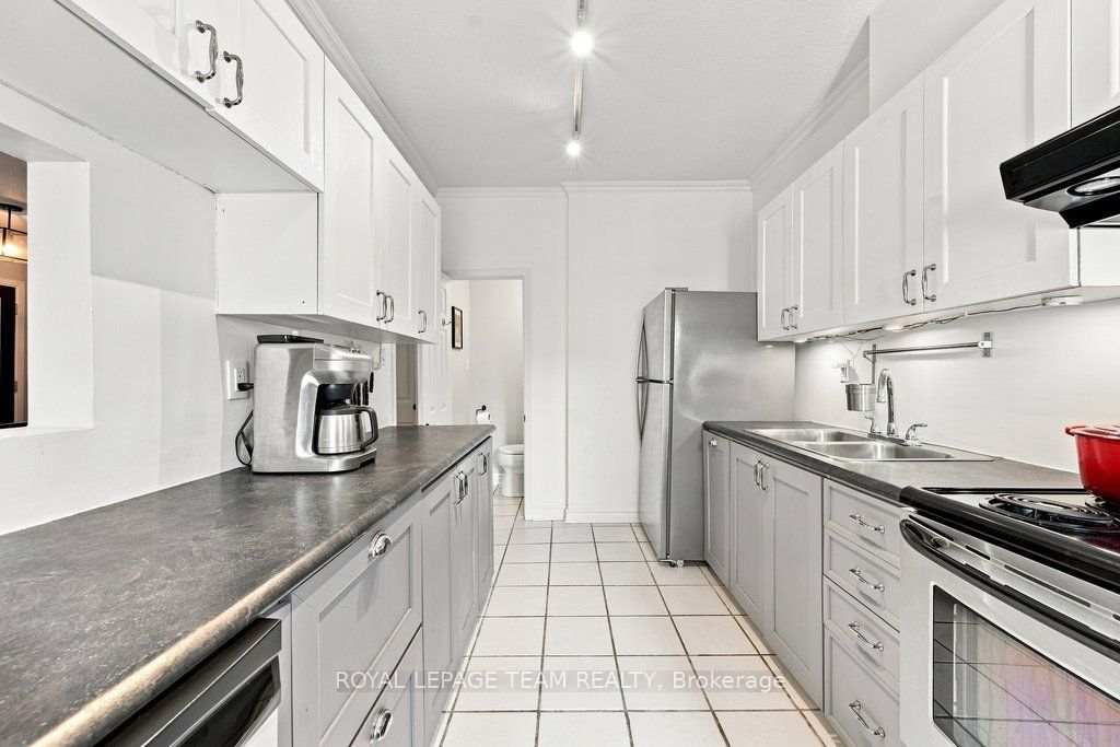 366 Arlington Avenue Property Photo 18