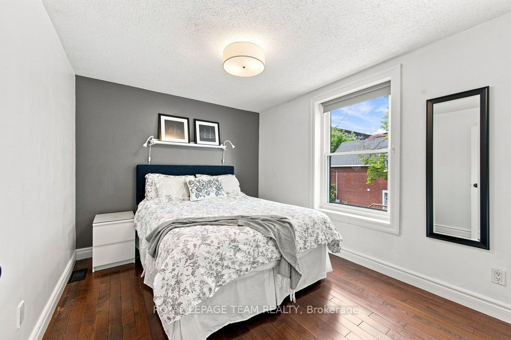 366 Arlington Avenue Property Photo 23