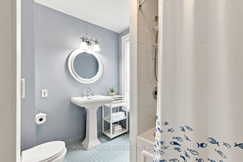 366 Arlington Avenue Property Photo 27