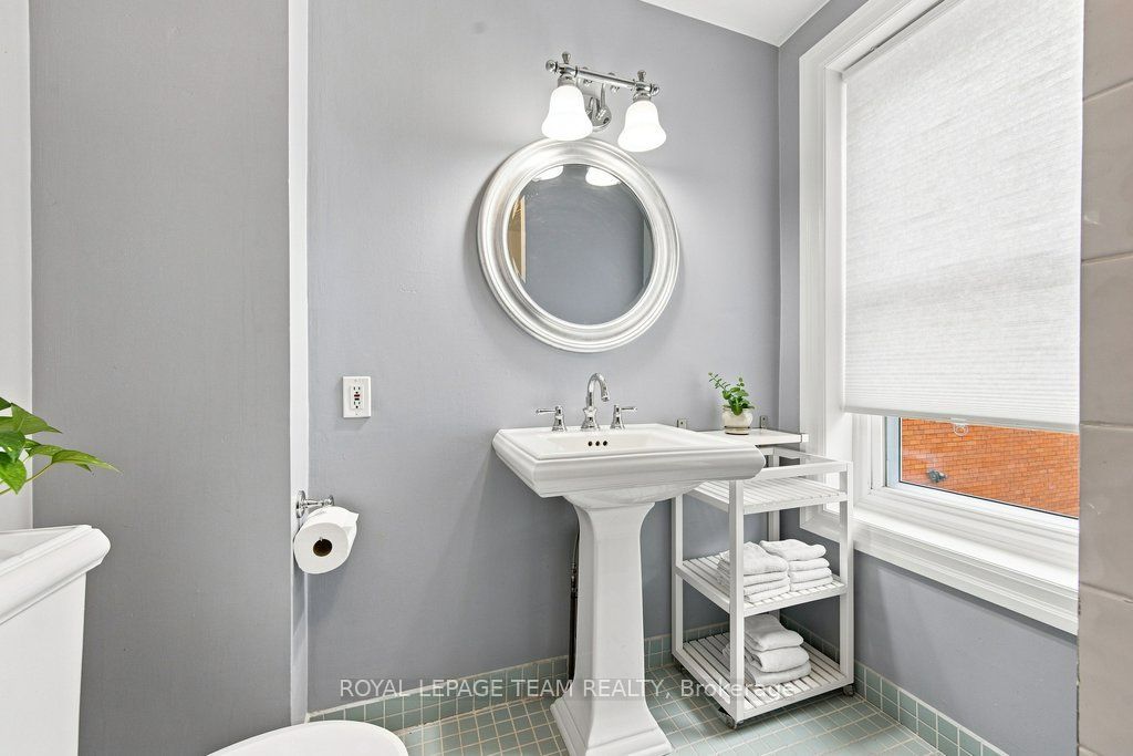 366 Arlington Avenue Property Photo 28