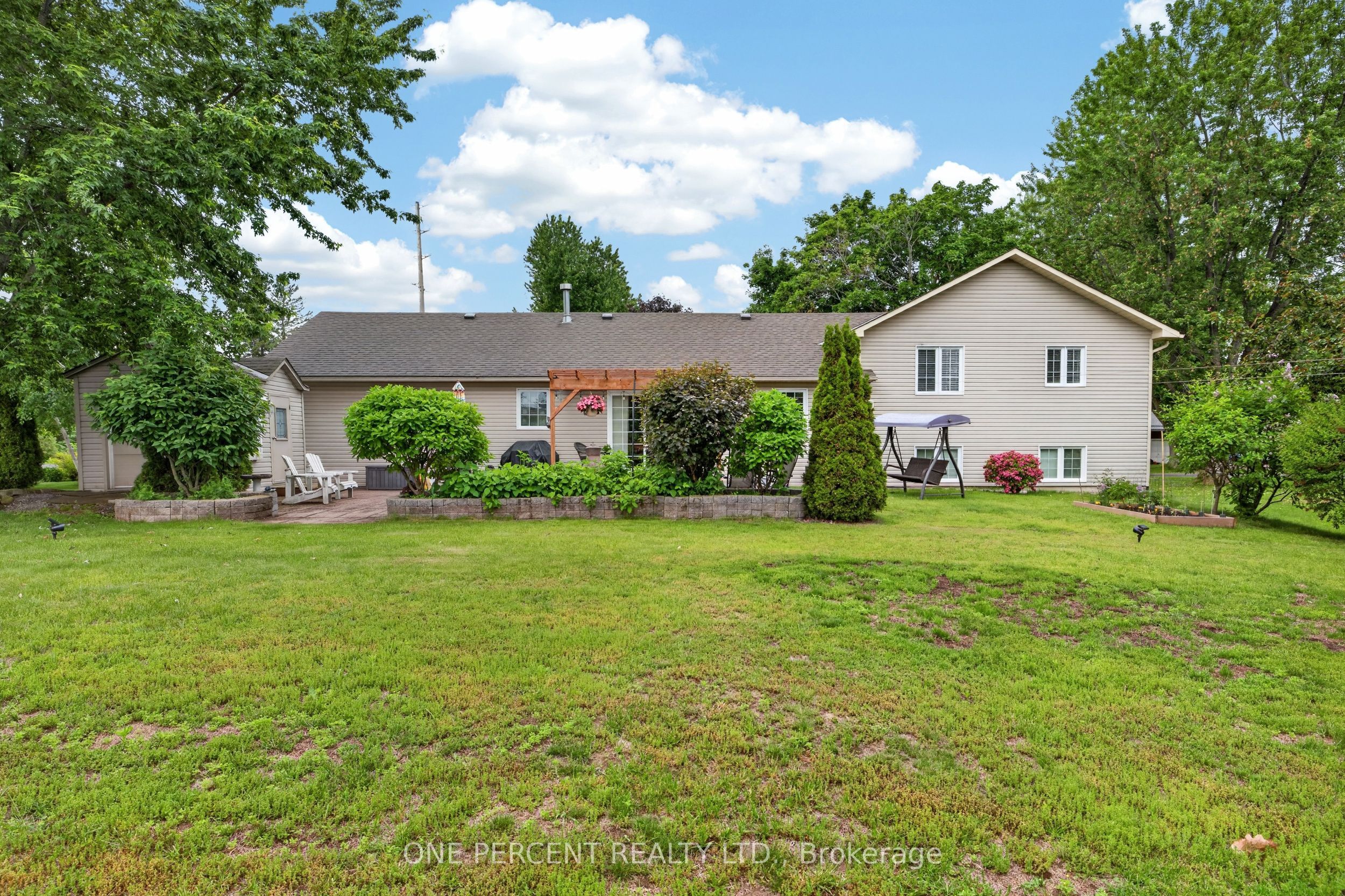 3061 Bridge Street Property Photo 29