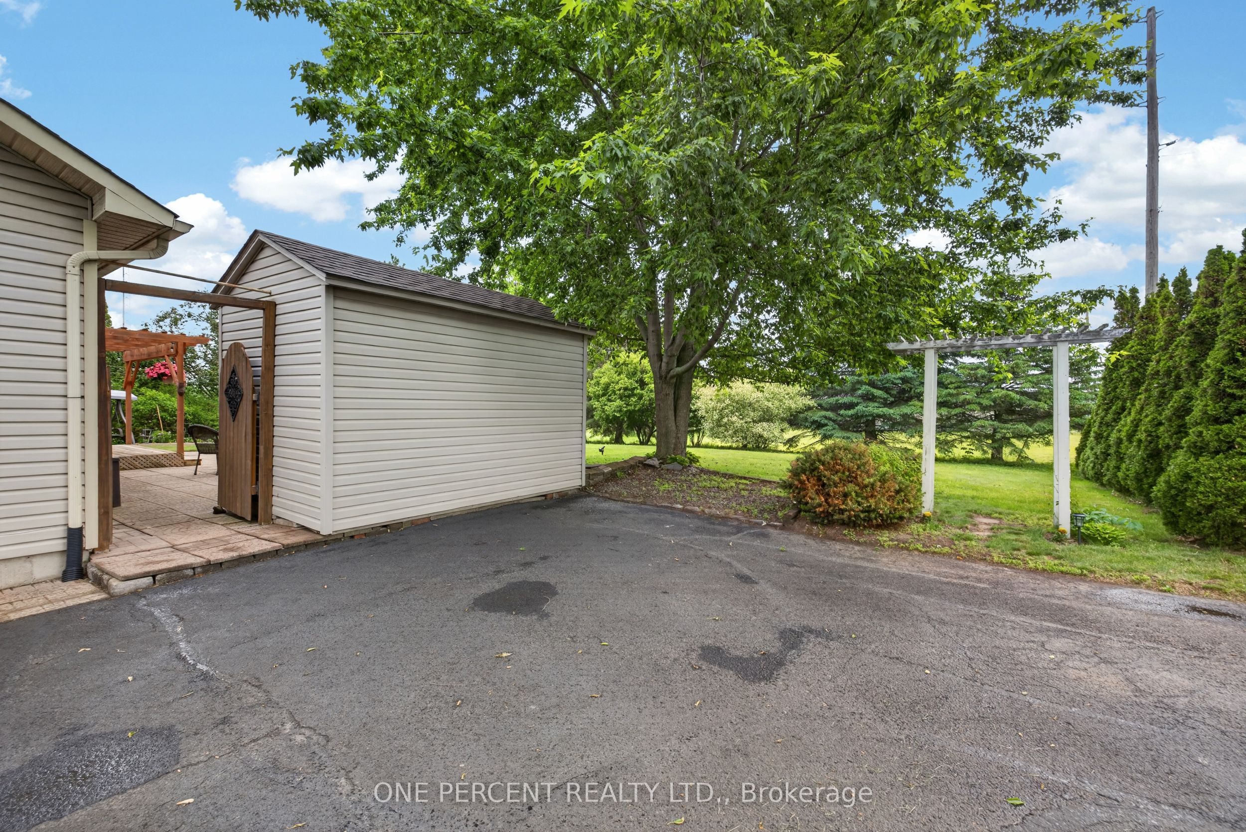 3061 Bridge Street Property Photo 36