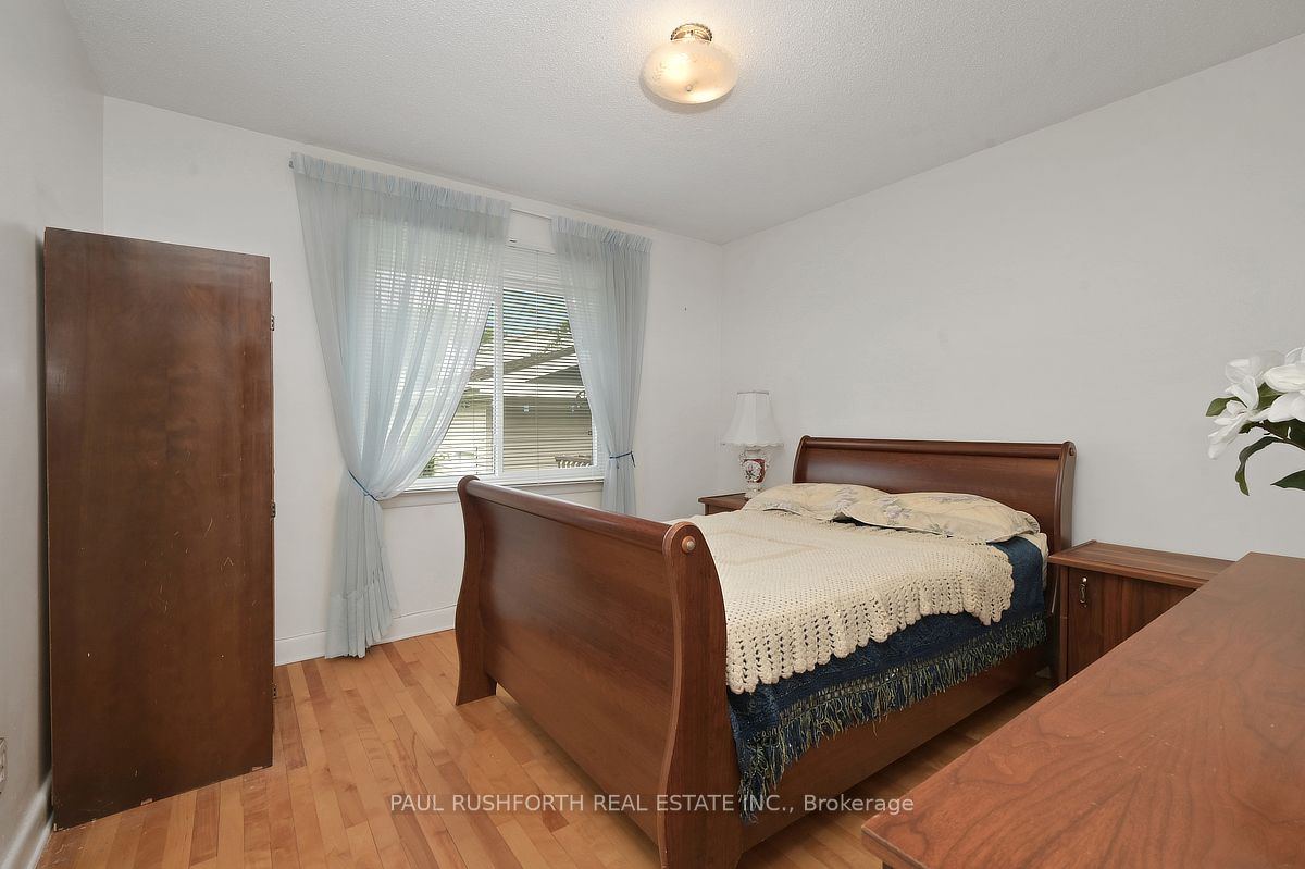 1075 Secord Avenue Property Photo 18