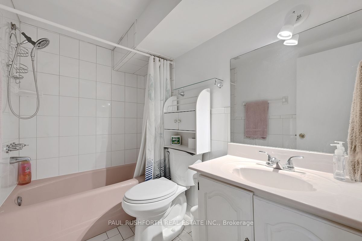 1075 Secord Avenue Property Photo 20