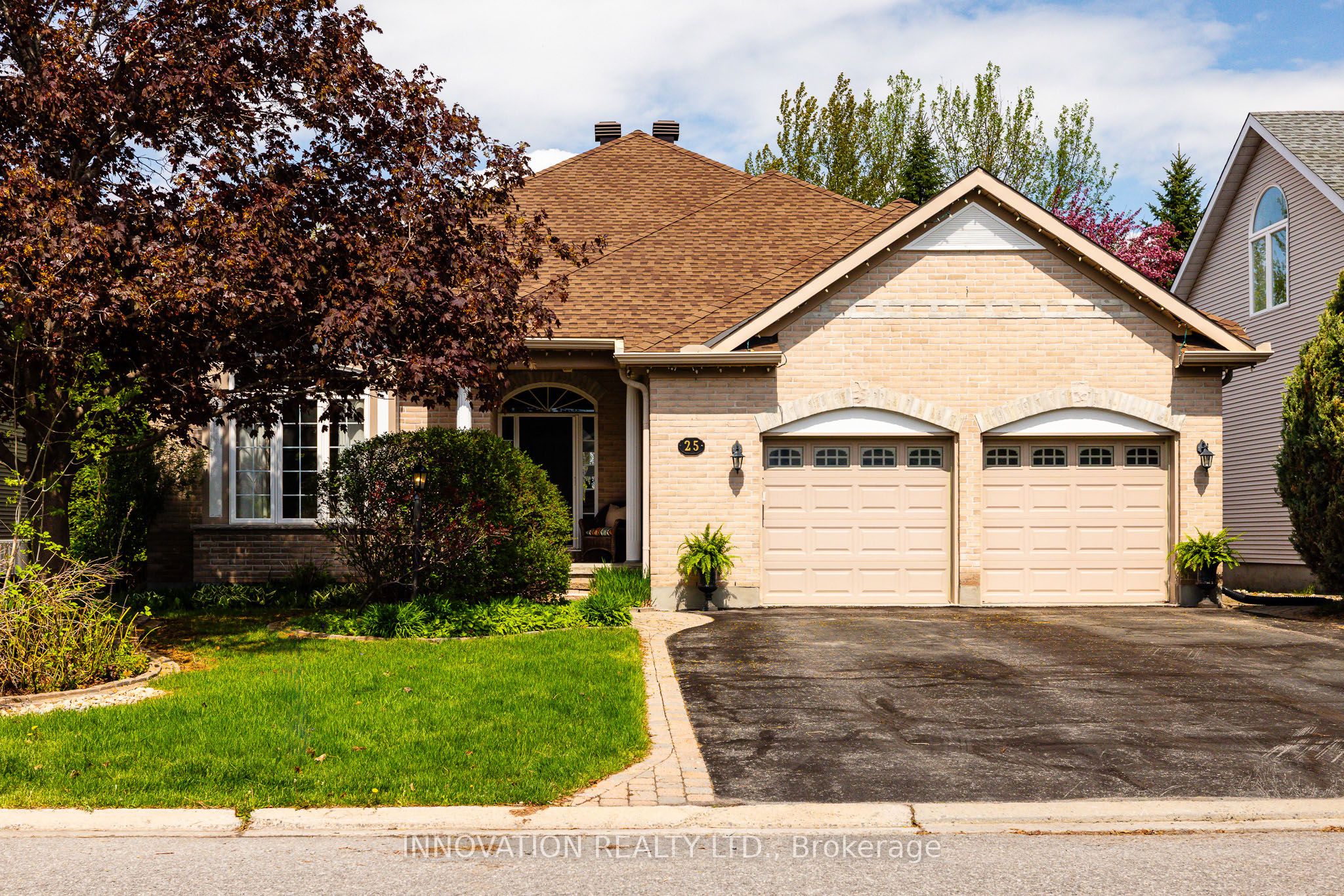 25 Kyle Avenue Property Photo 1