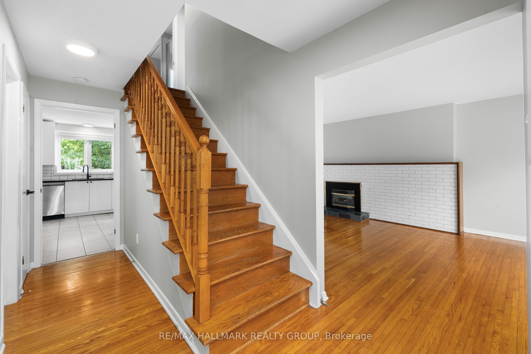84 Chesterton Drive Property Photo 4