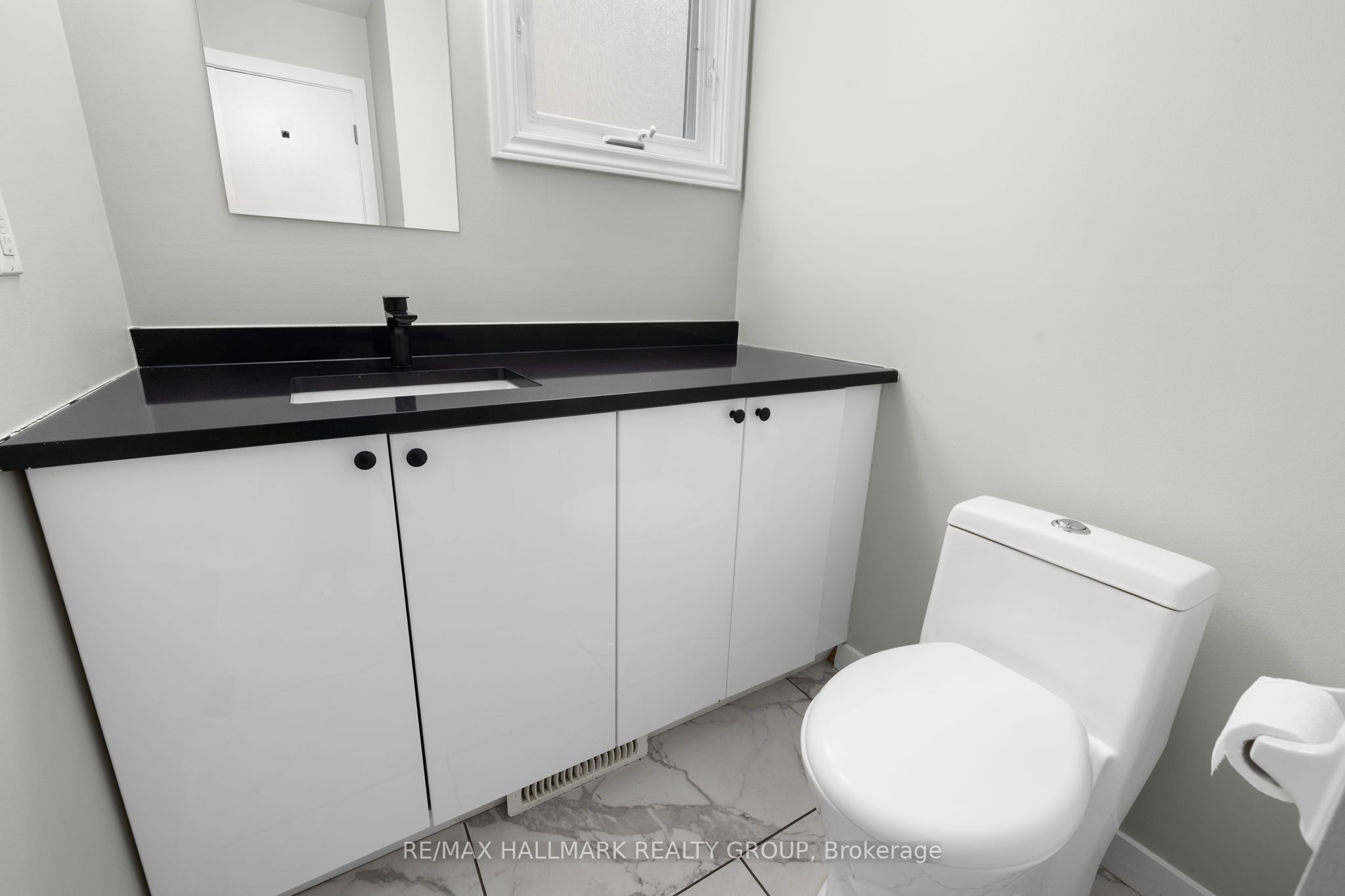 84 Chesterton Drive Property Photo 16