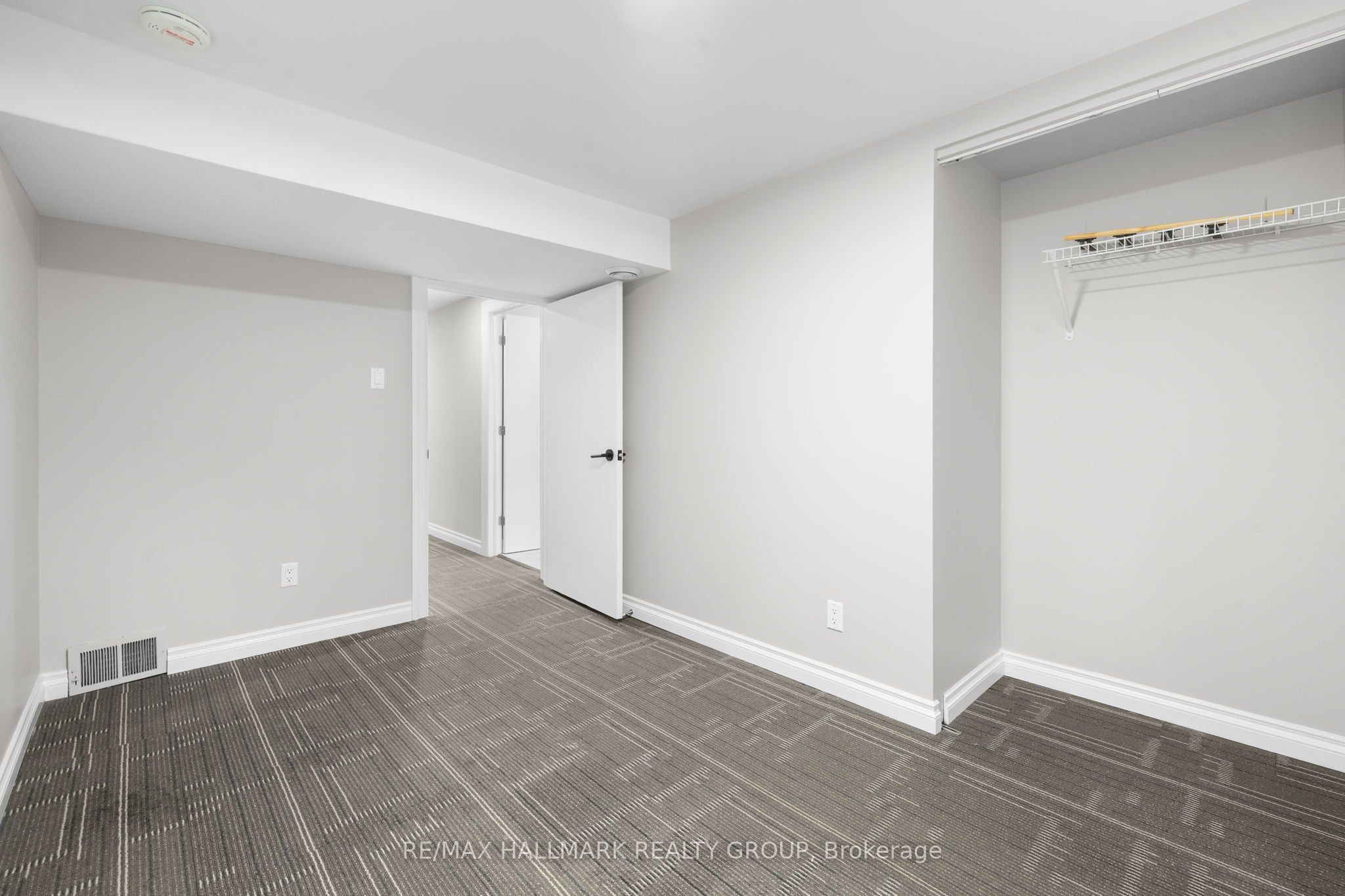 84 Chesterton Drive Property Photo 32