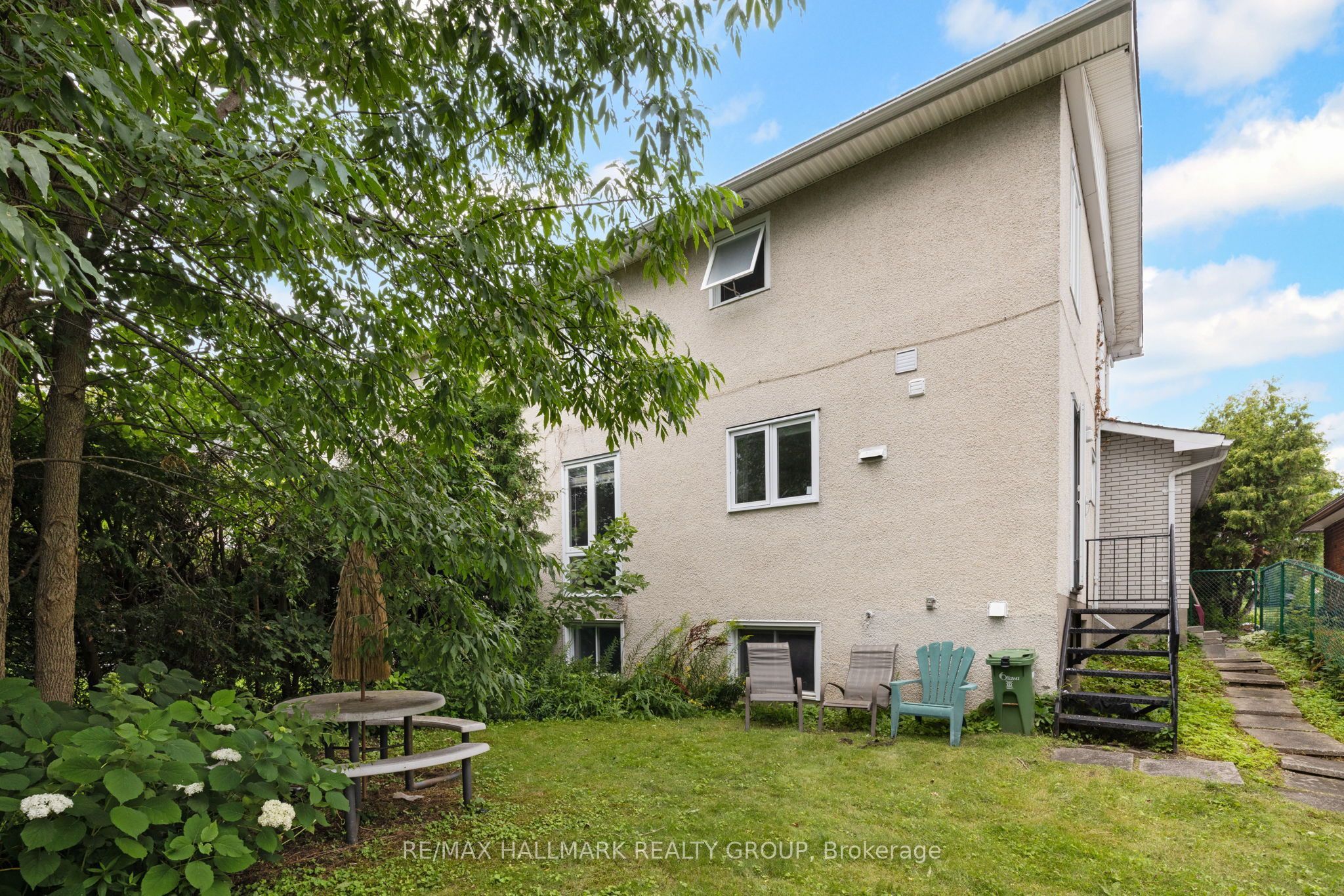 84 Chesterton Drive Property Photo 35