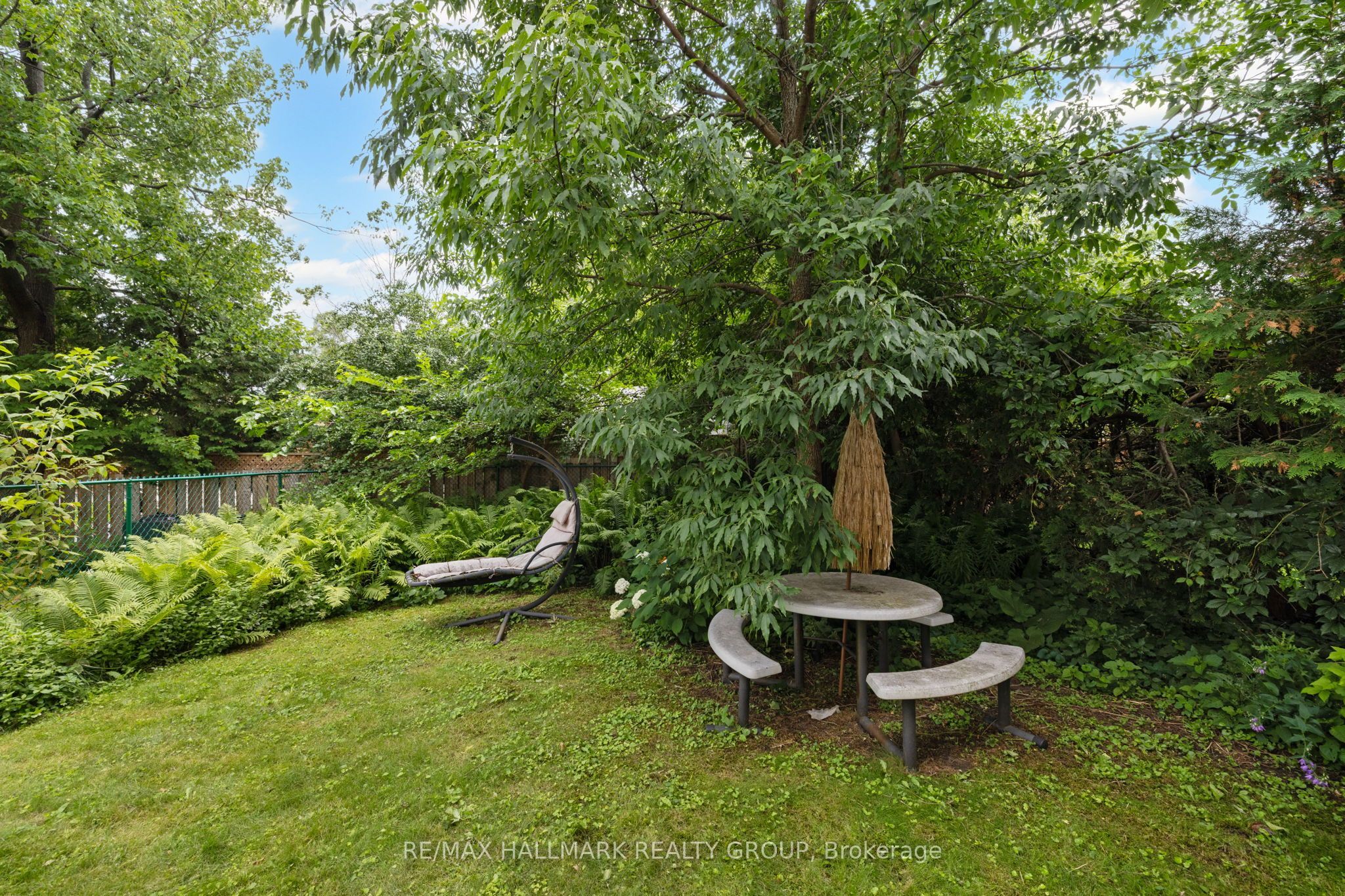 84 Chesterton Drive Property Photo 37