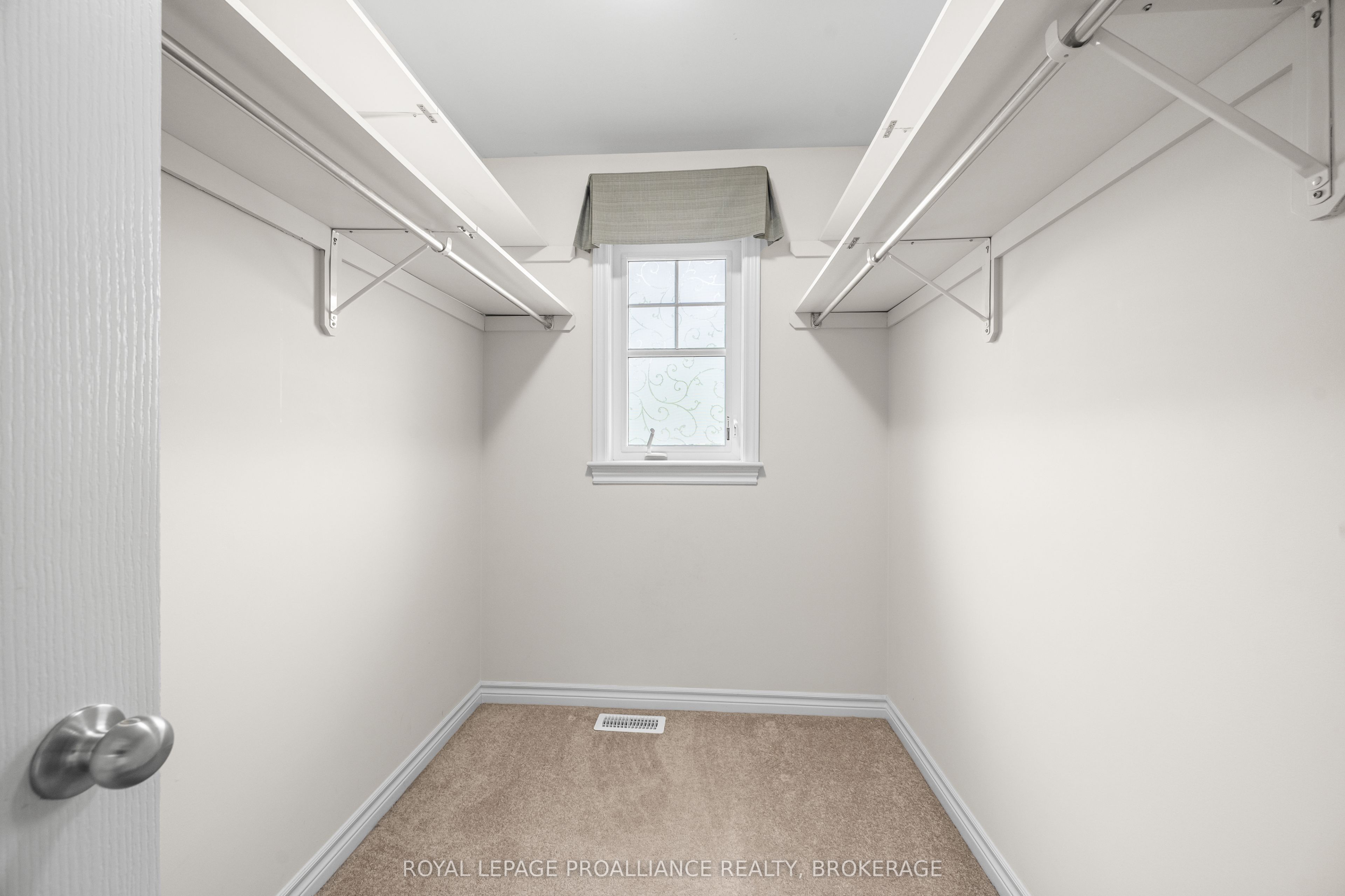 1397 Waterside Way Property Photo 23