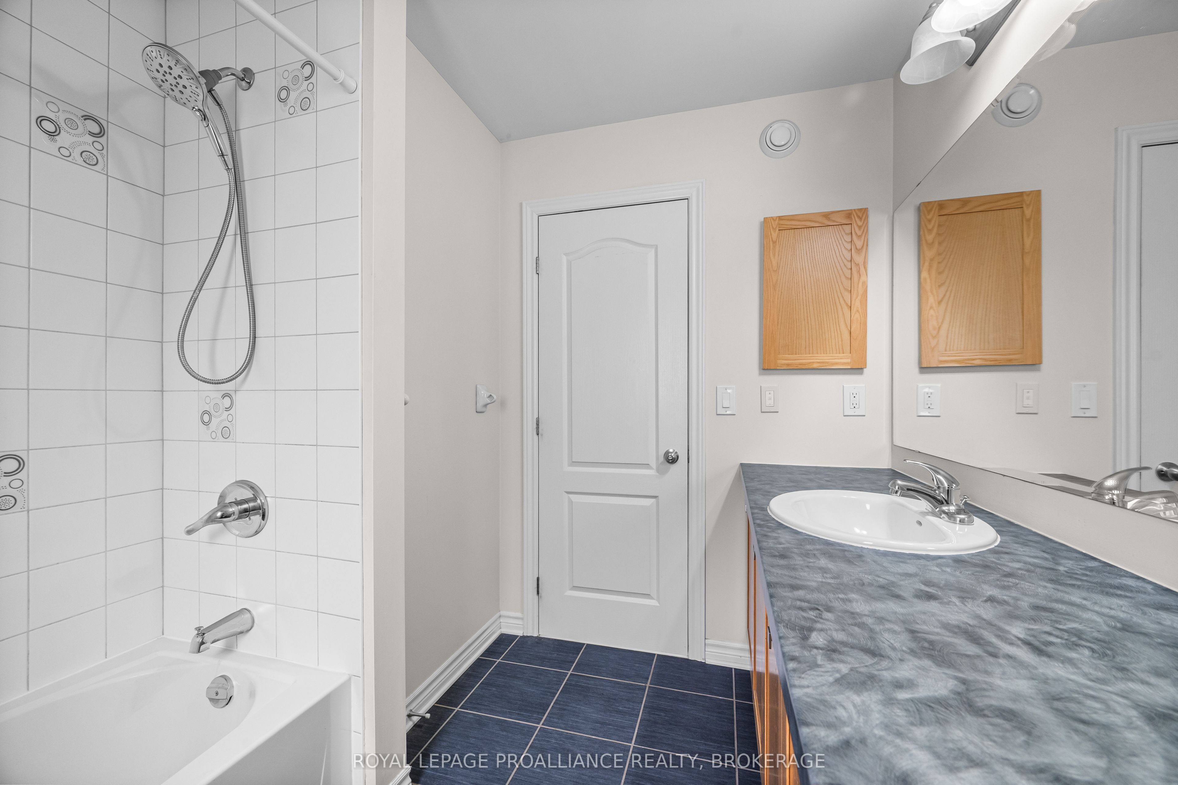 1397 Waterside Way Property Photo 34