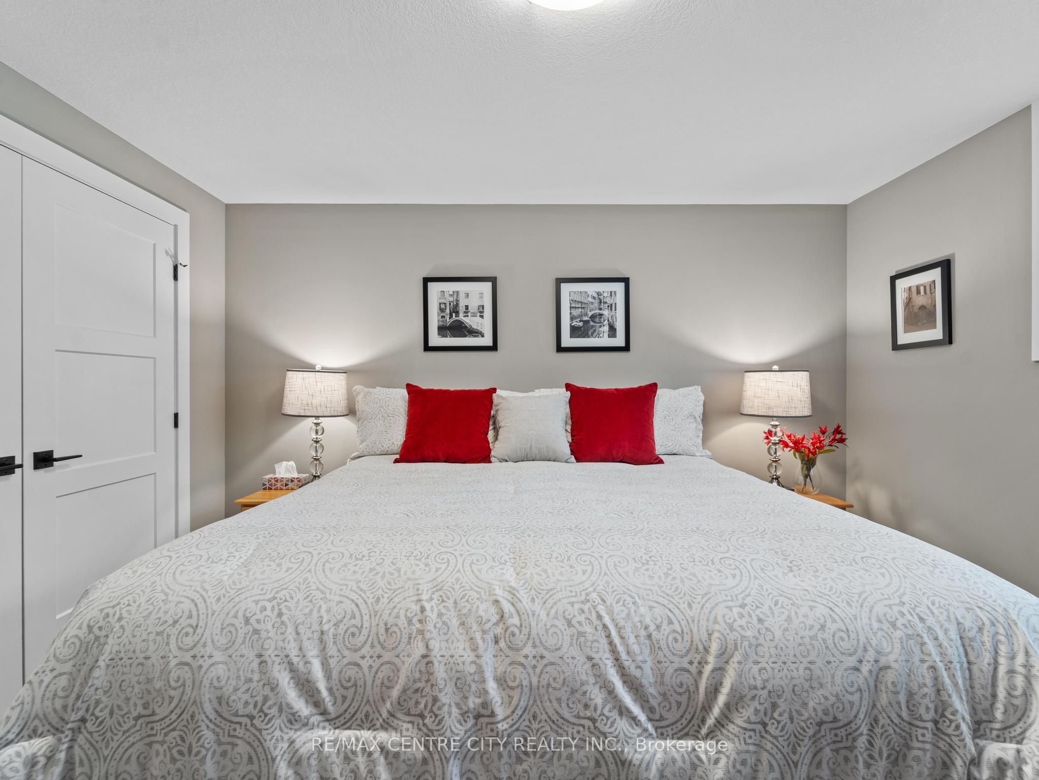 38 Erin Place Property Photo 40