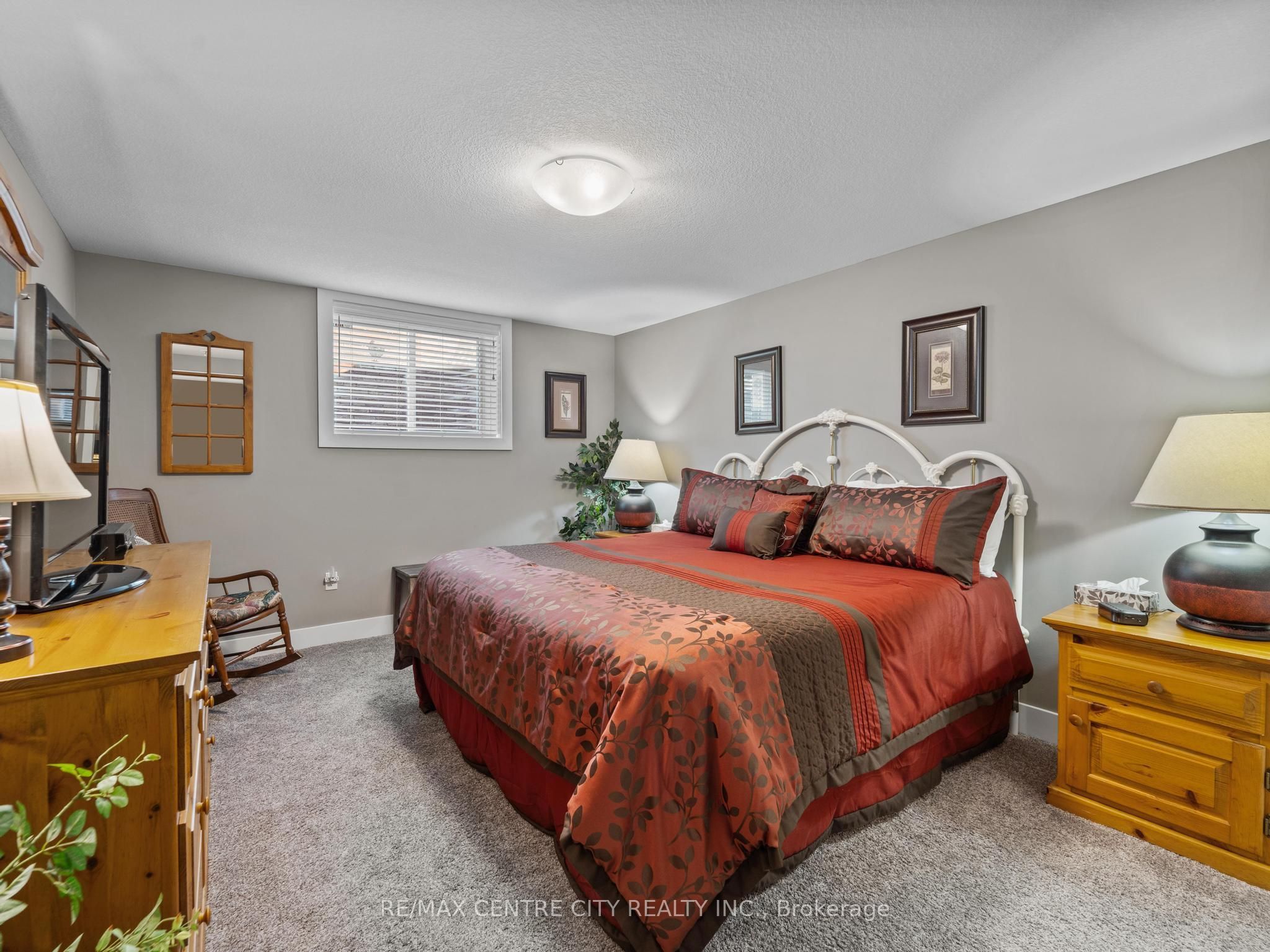 38 Erin Place Property Photo 41