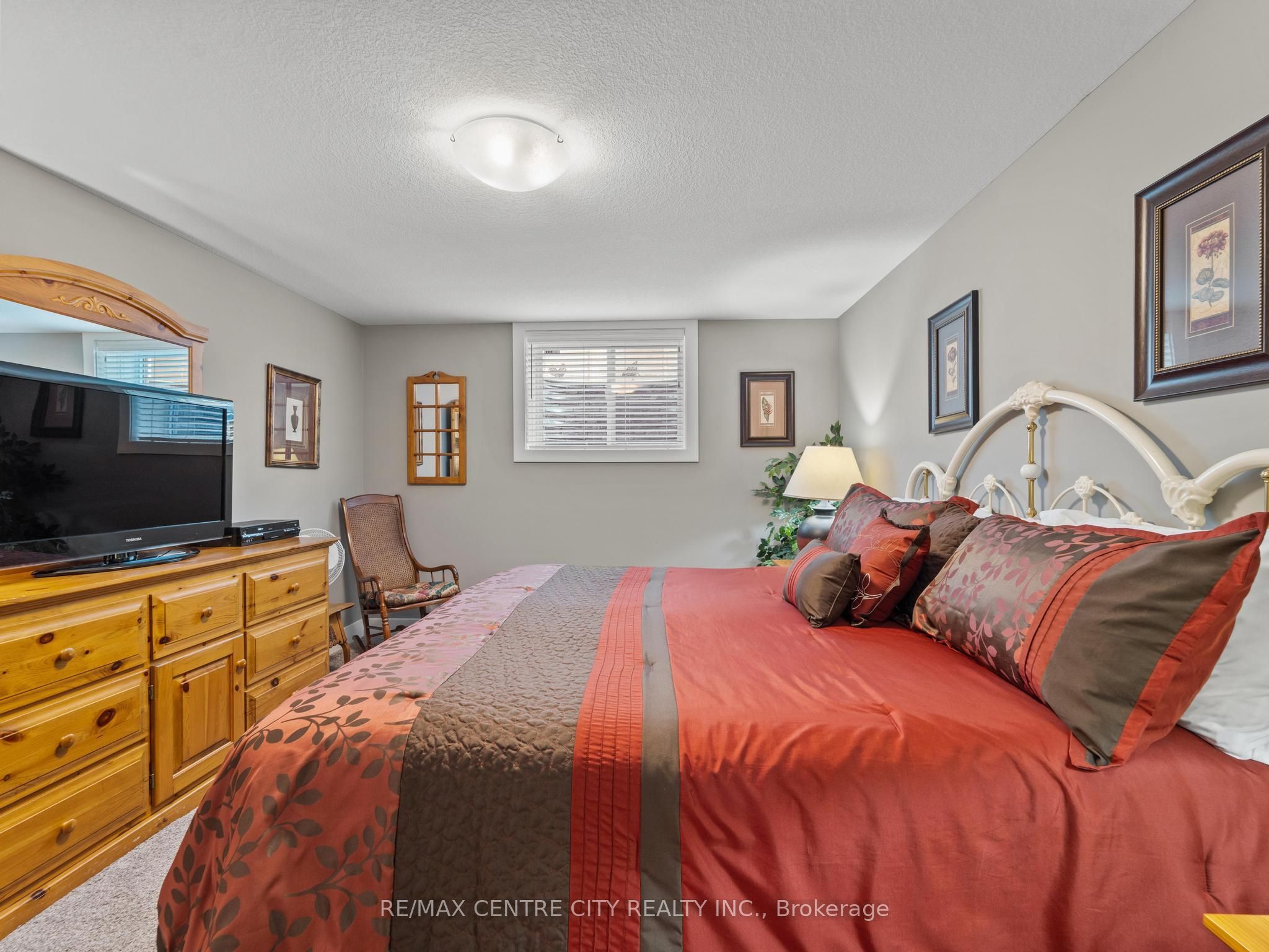 38 Erin Place Property Photo 42