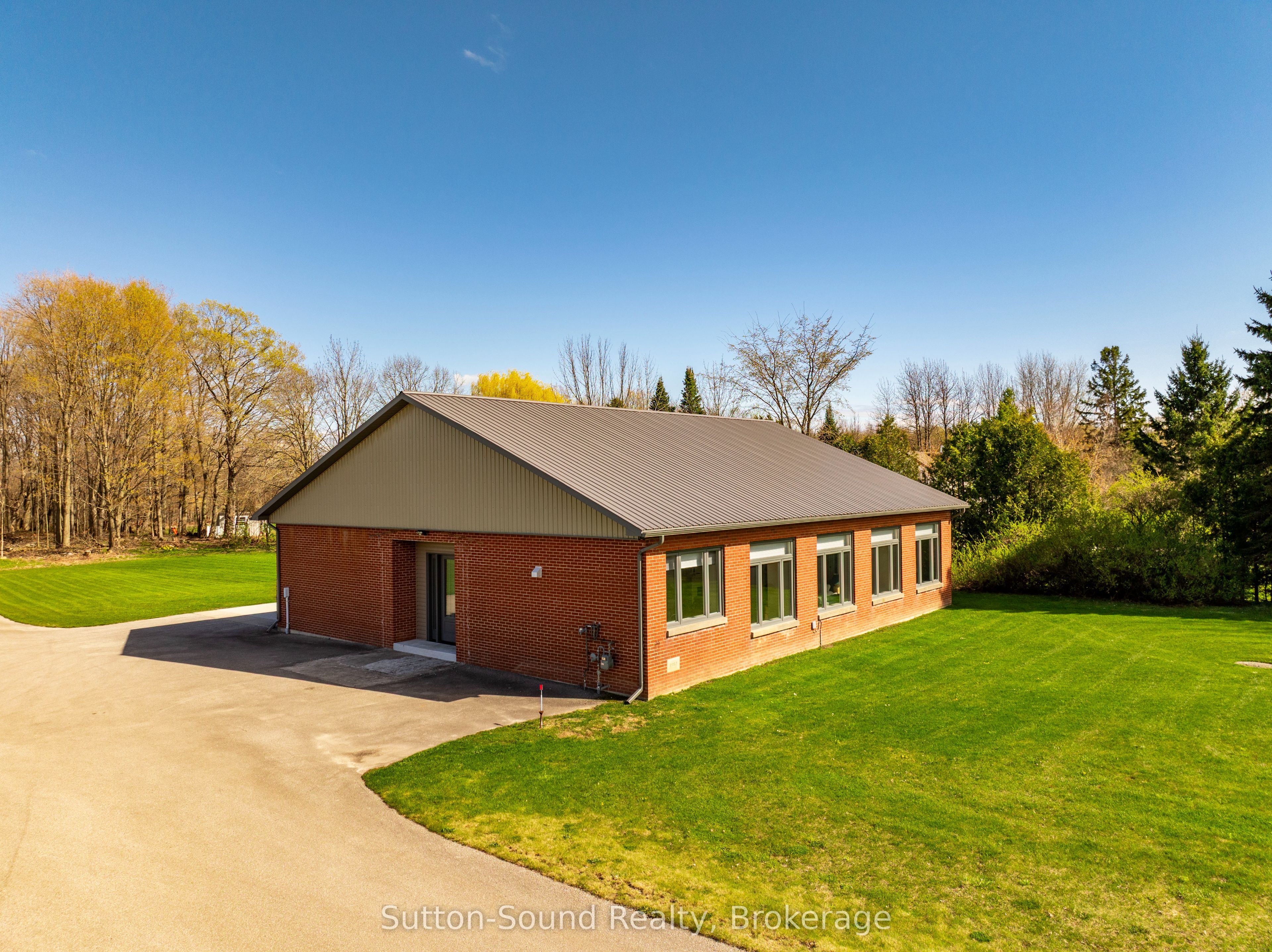 318837 Grey Rd 1 Road Property Photo 3