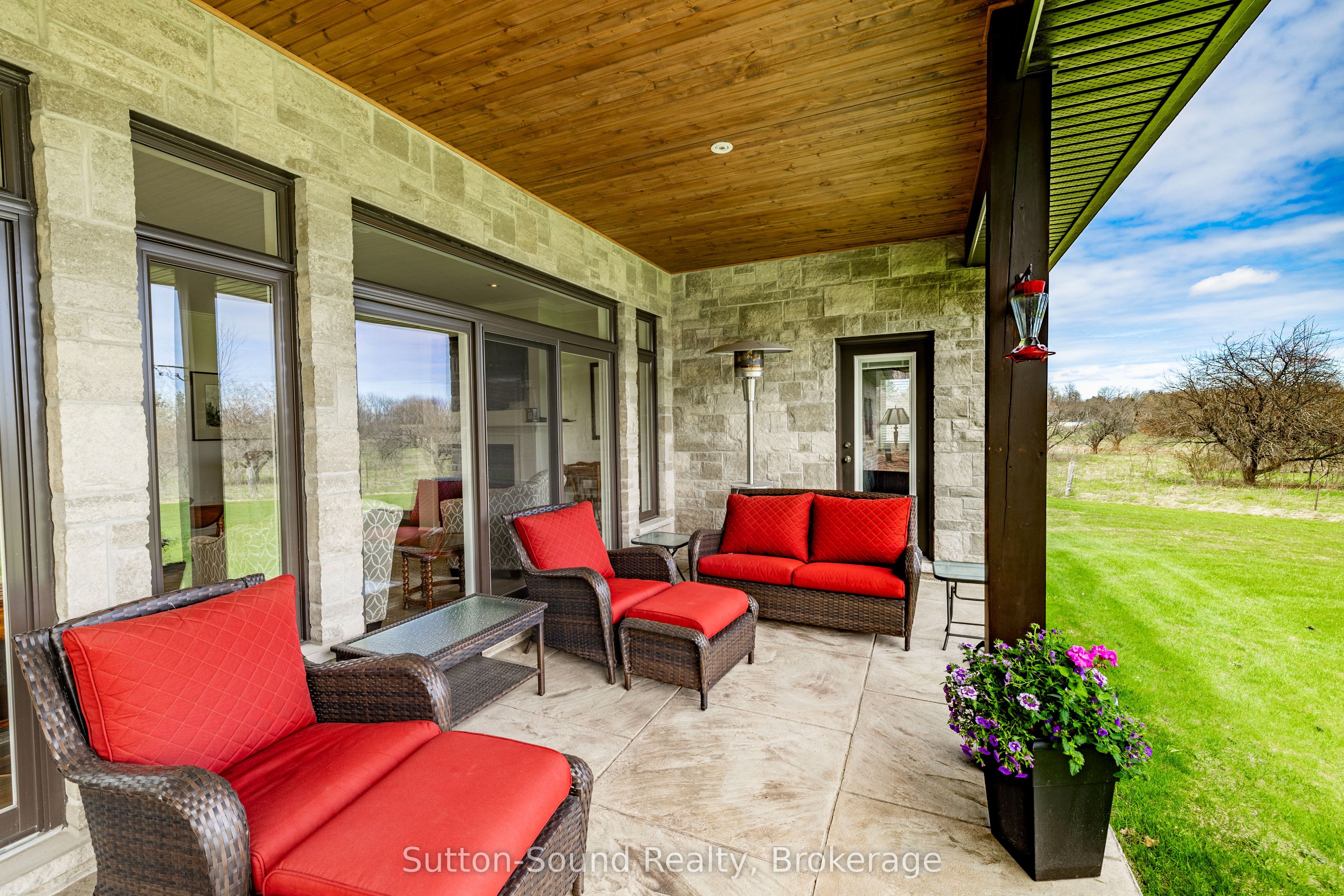 318837 Grey Rd 1 Road Property Photo 9