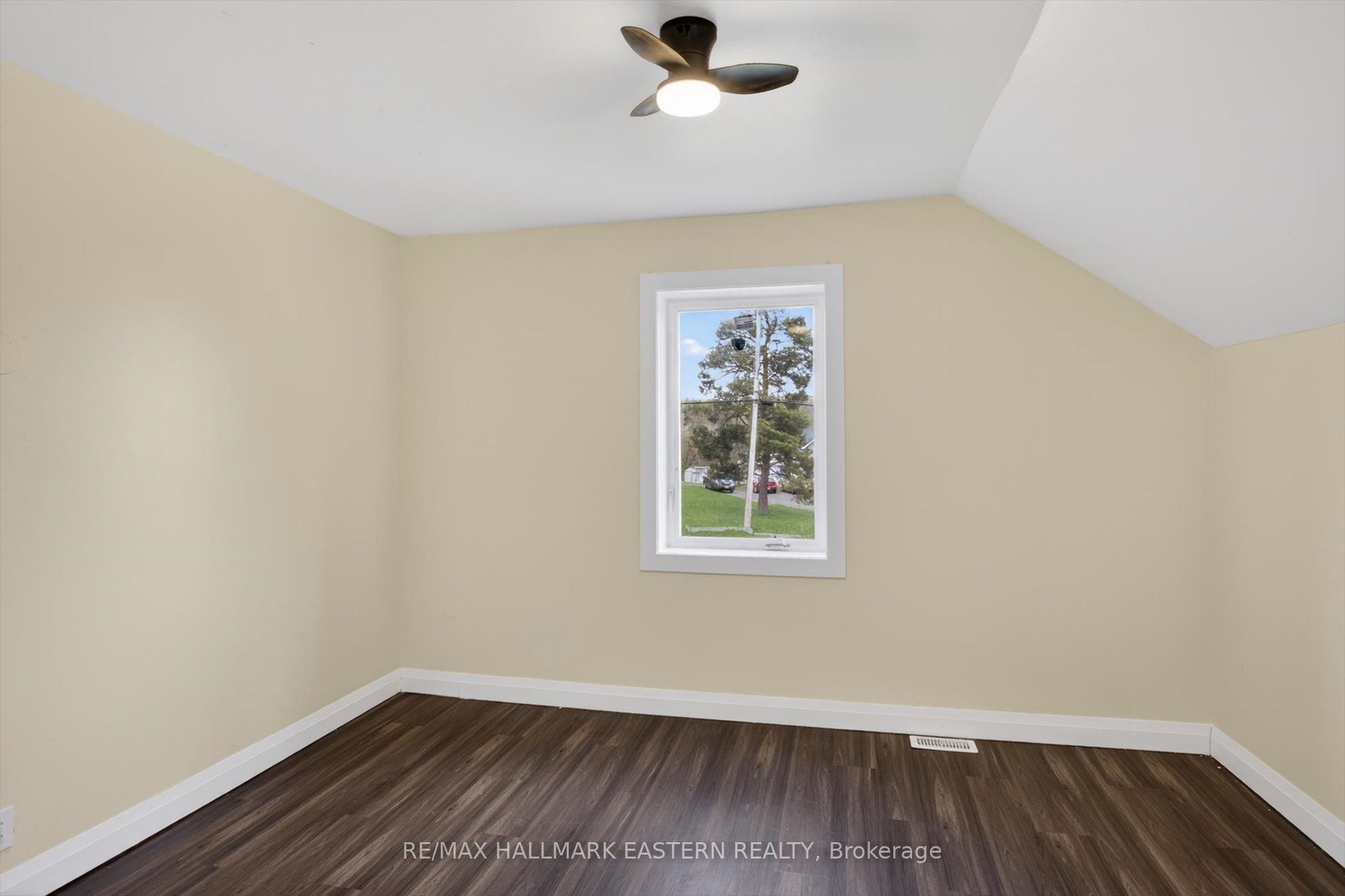 130 County Rd 40 Property Photo 28