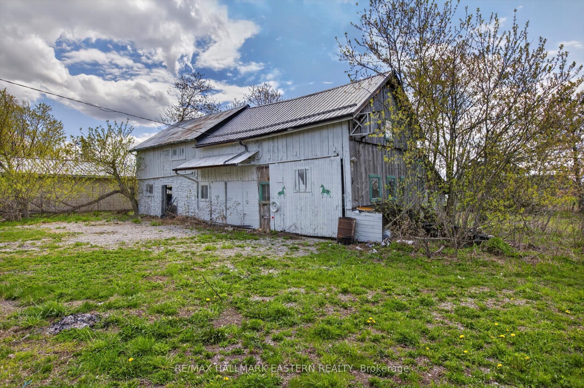 130 County Rd 40 Property Photo 32