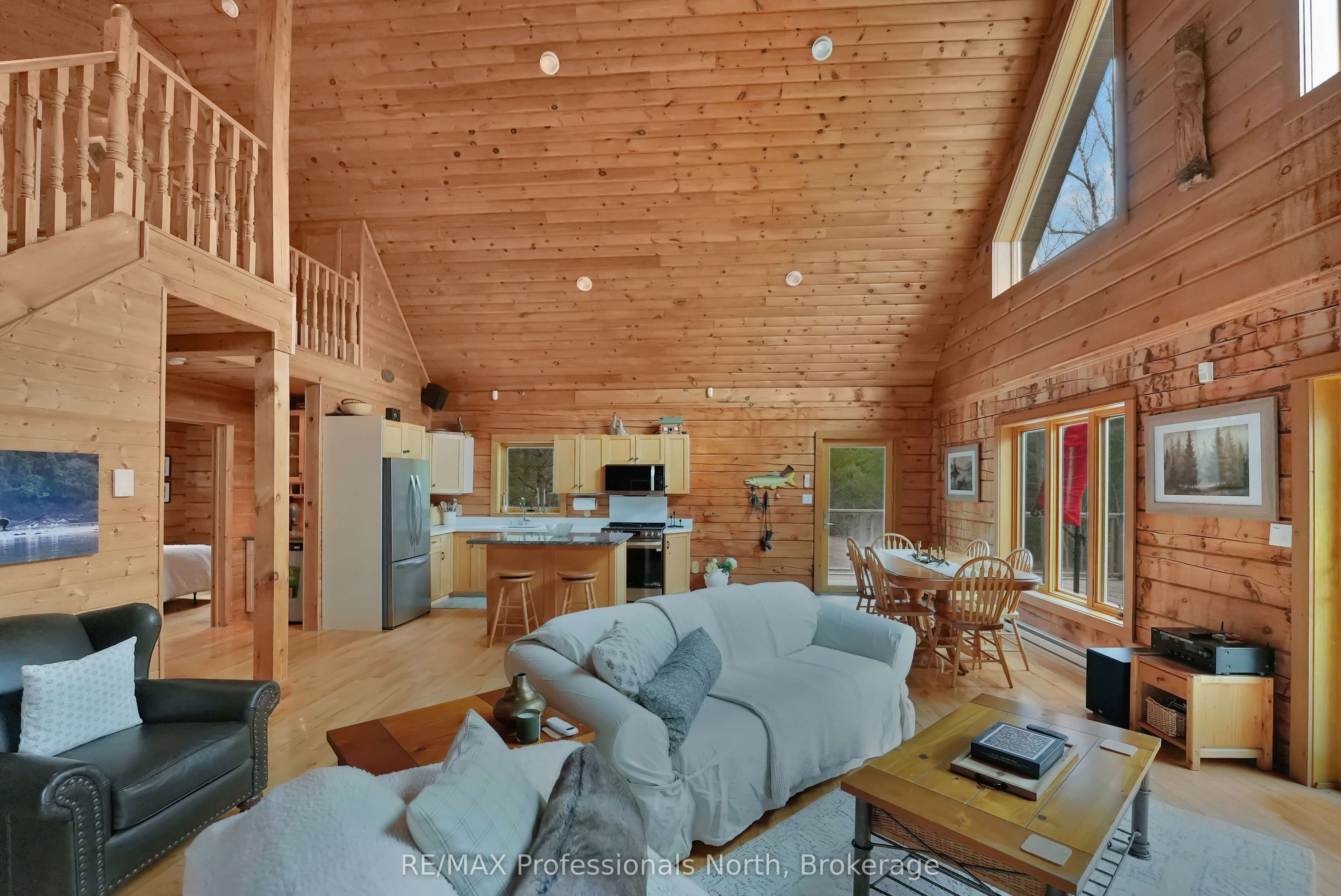 3047 Harburn Road Property Photo 8