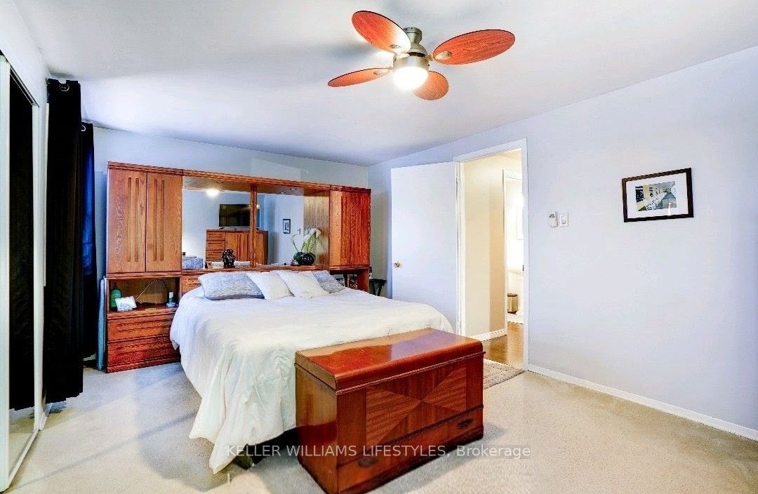 70 Chiddington Gate Property Photo 12
