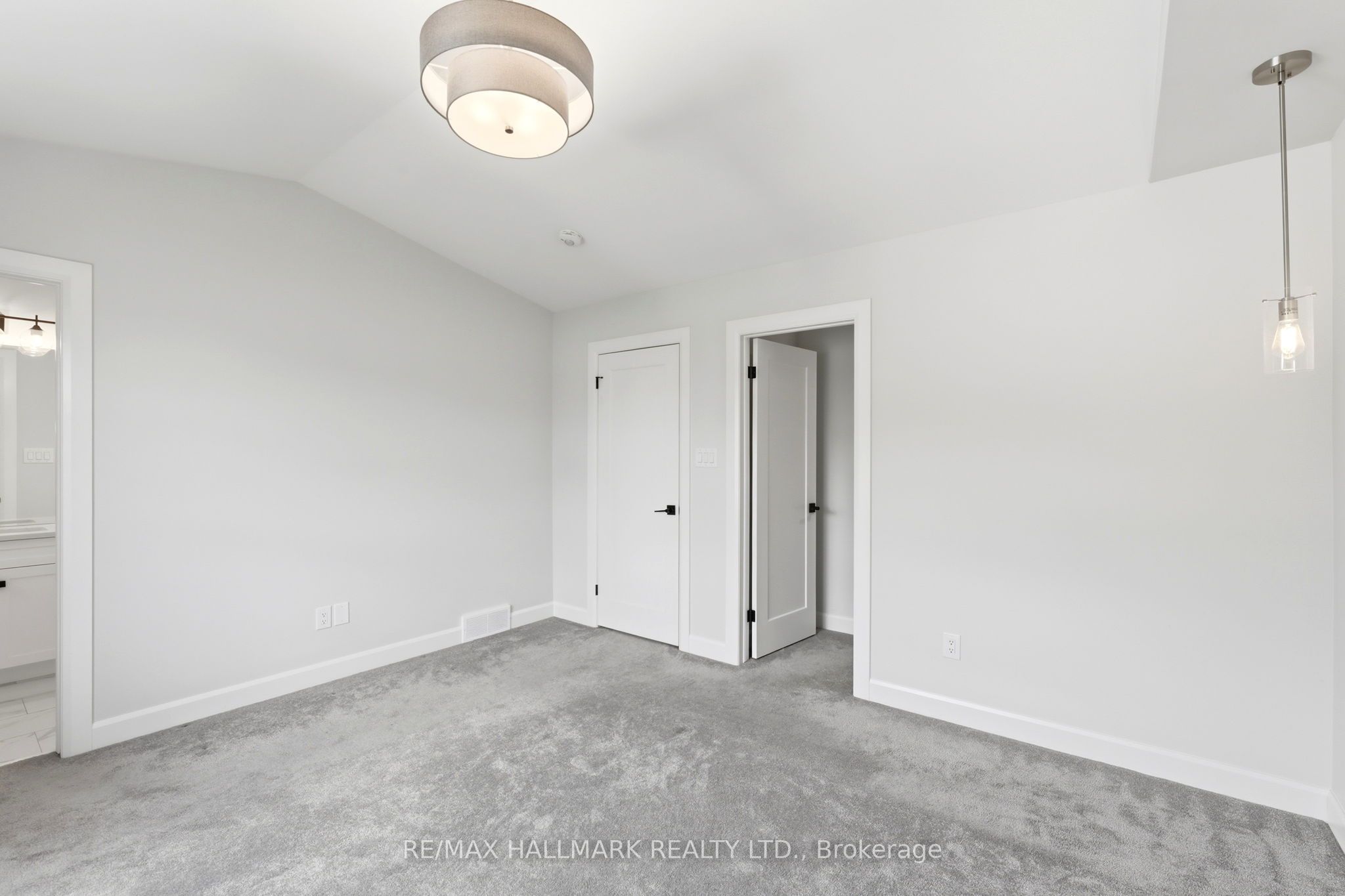 2700 Buroak Drive 85 Property Photo 18