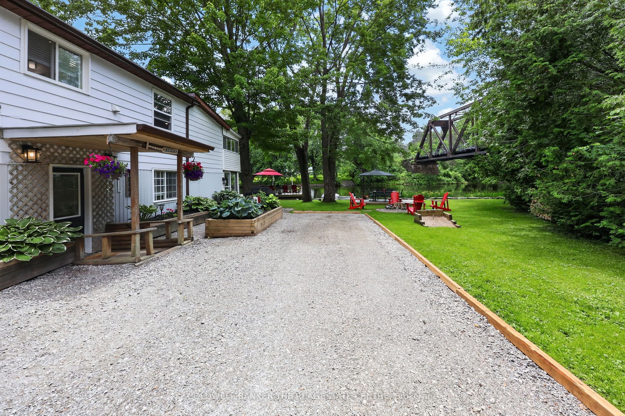 1057 Severn River Road Property Photo 6