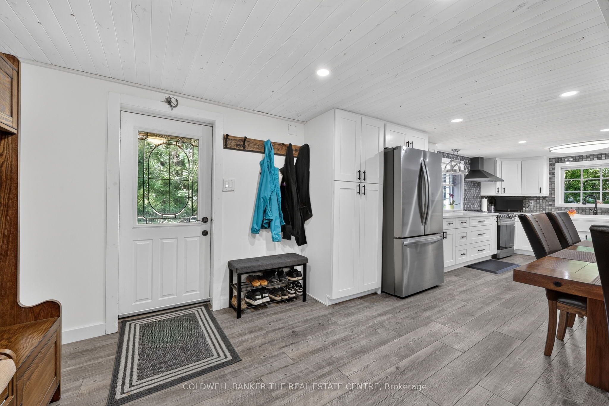 1057 Severn River Road Property Photo 9