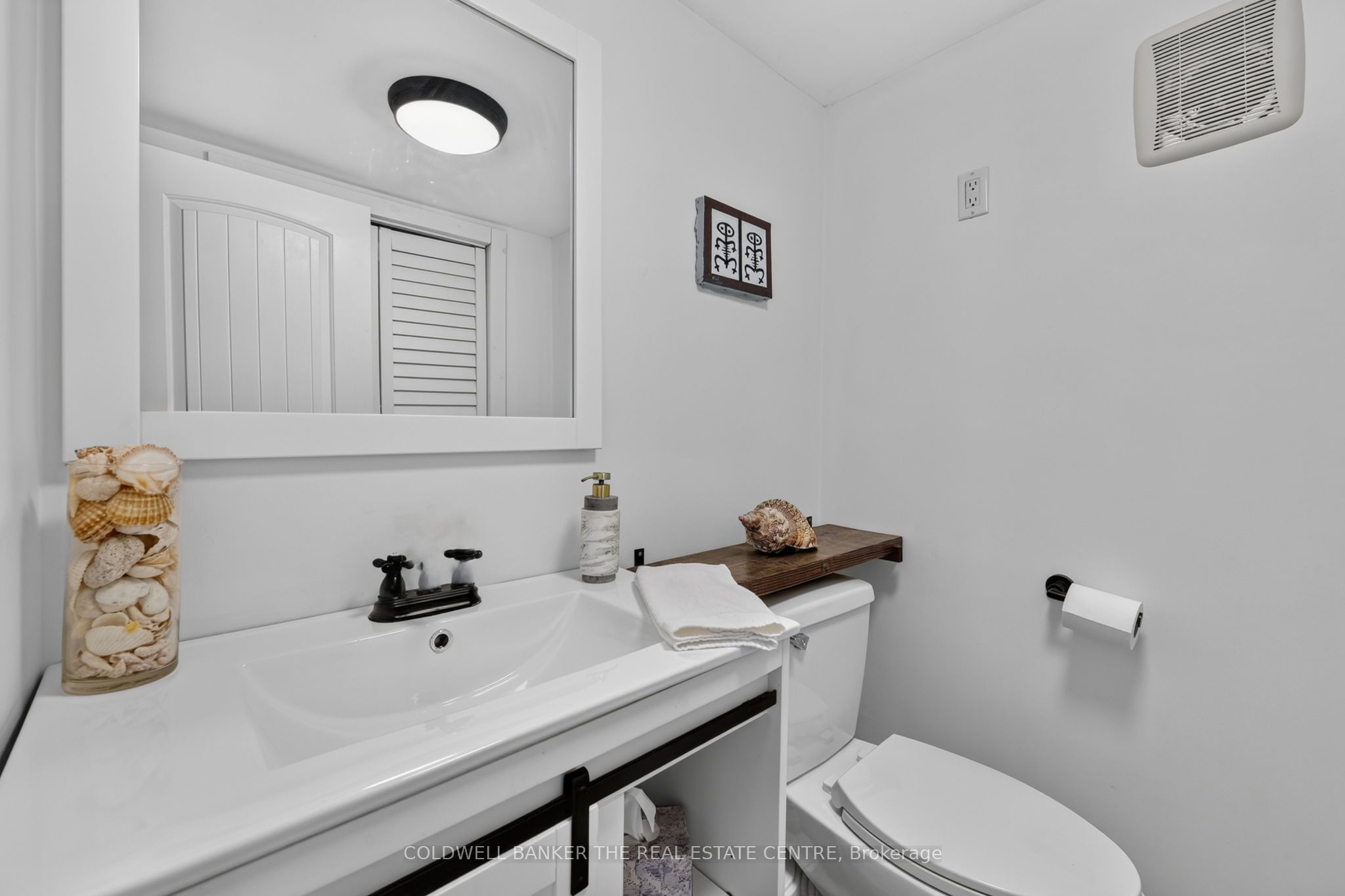 1057 Severn River Road Property Photo 16