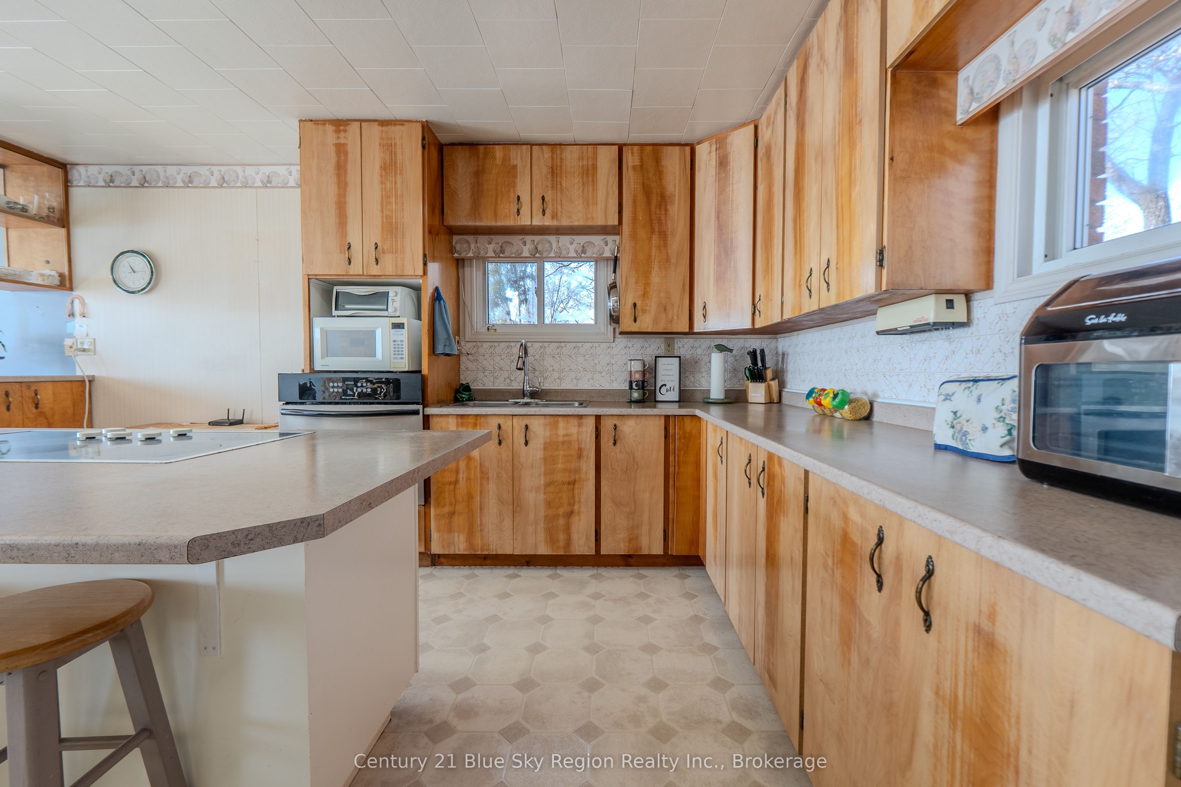 8 Gerard Road Property Photo 3
