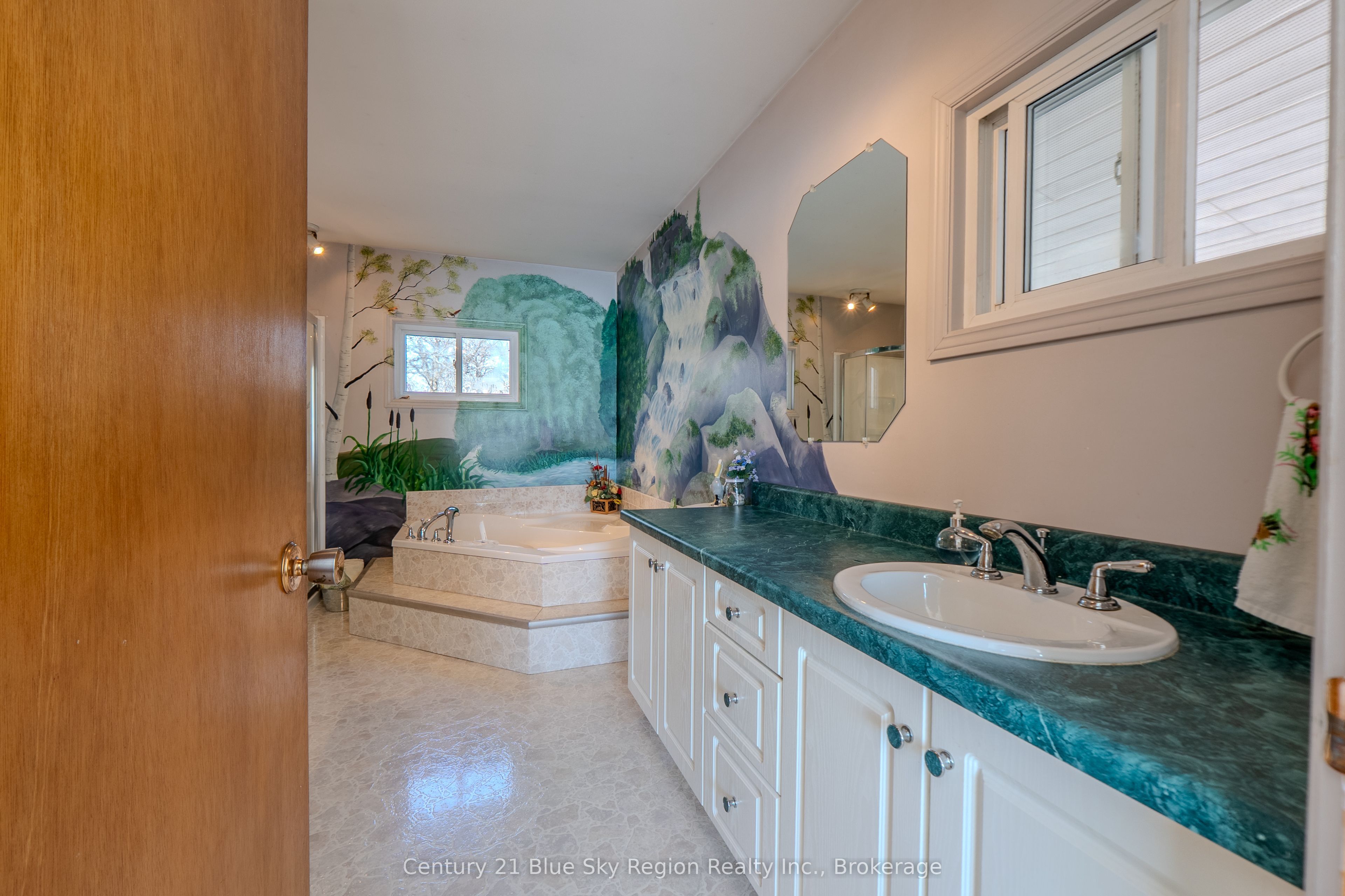 8 Gerard Road Property Photo 17