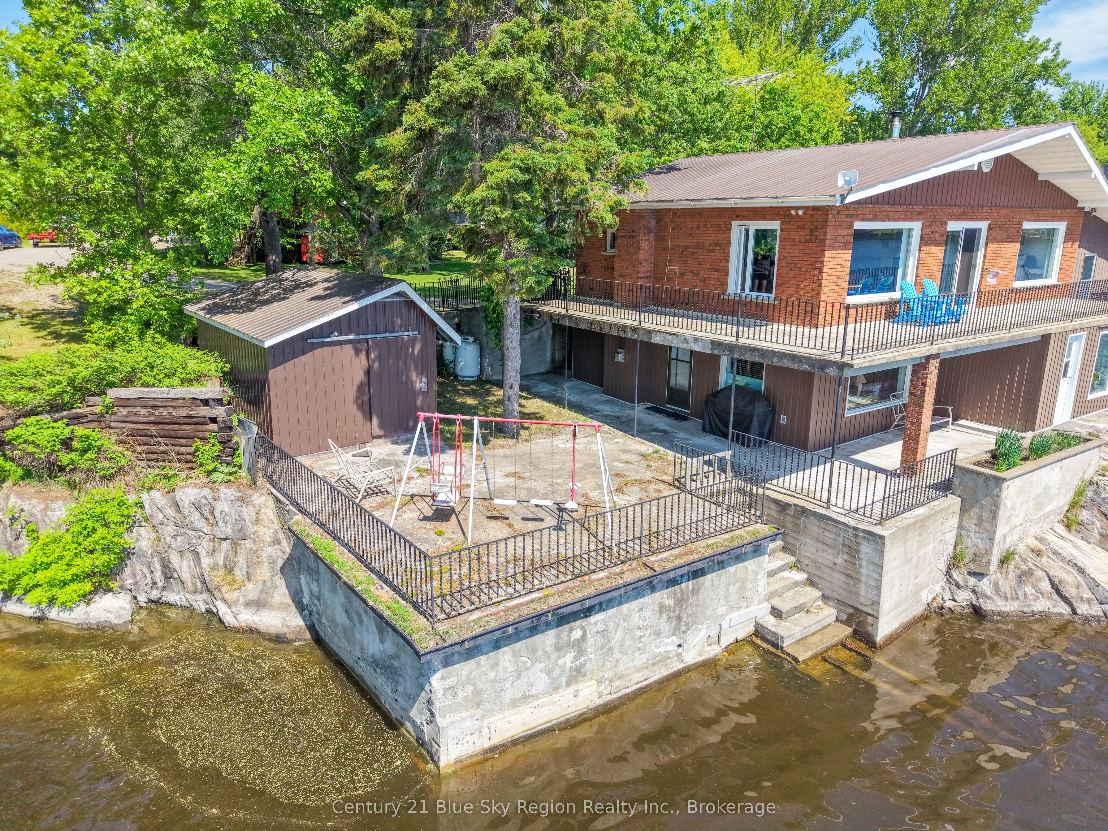 8 Gerard Road Property Photo 41