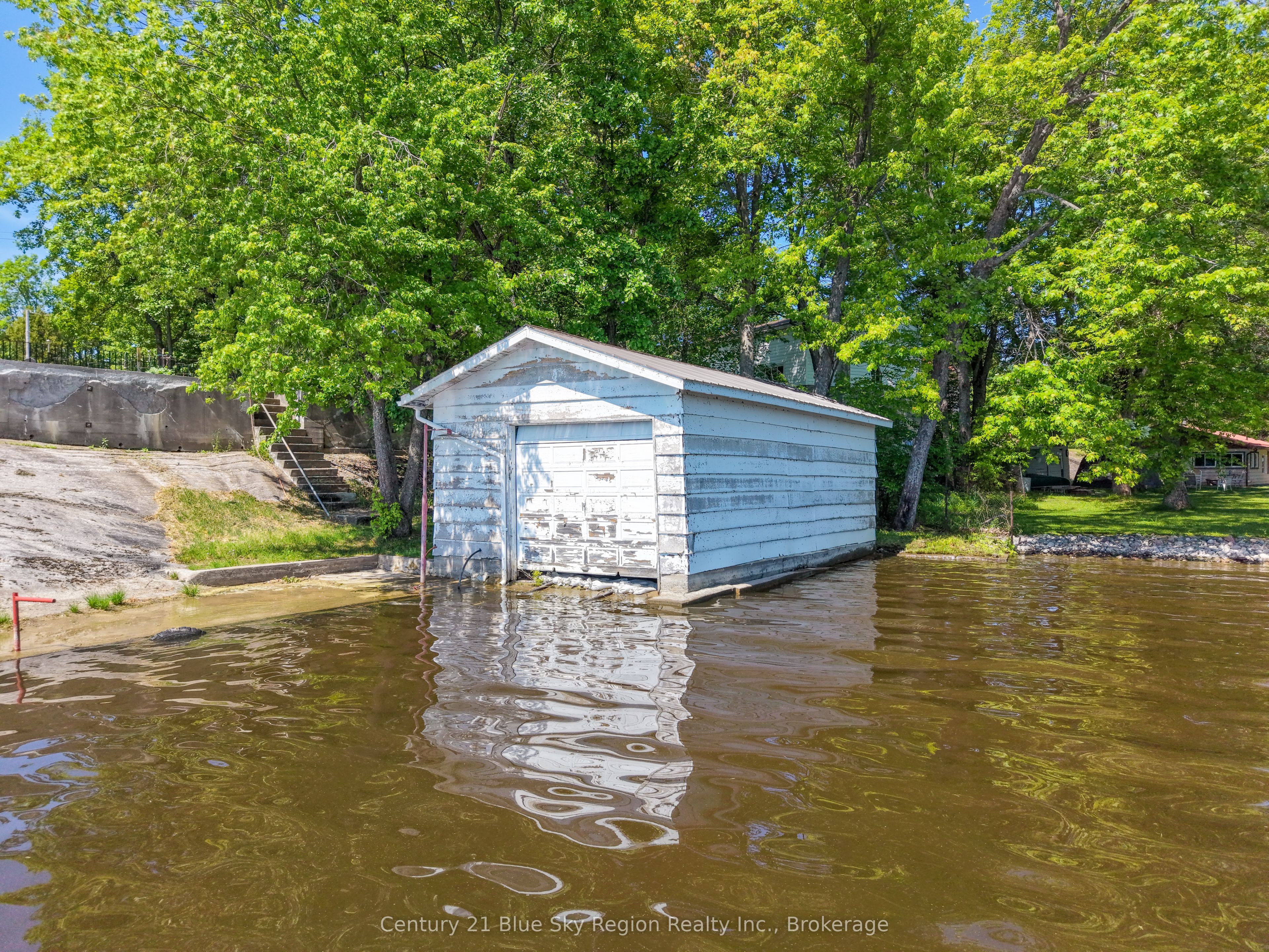 8 Gerard Road Property Photo 44