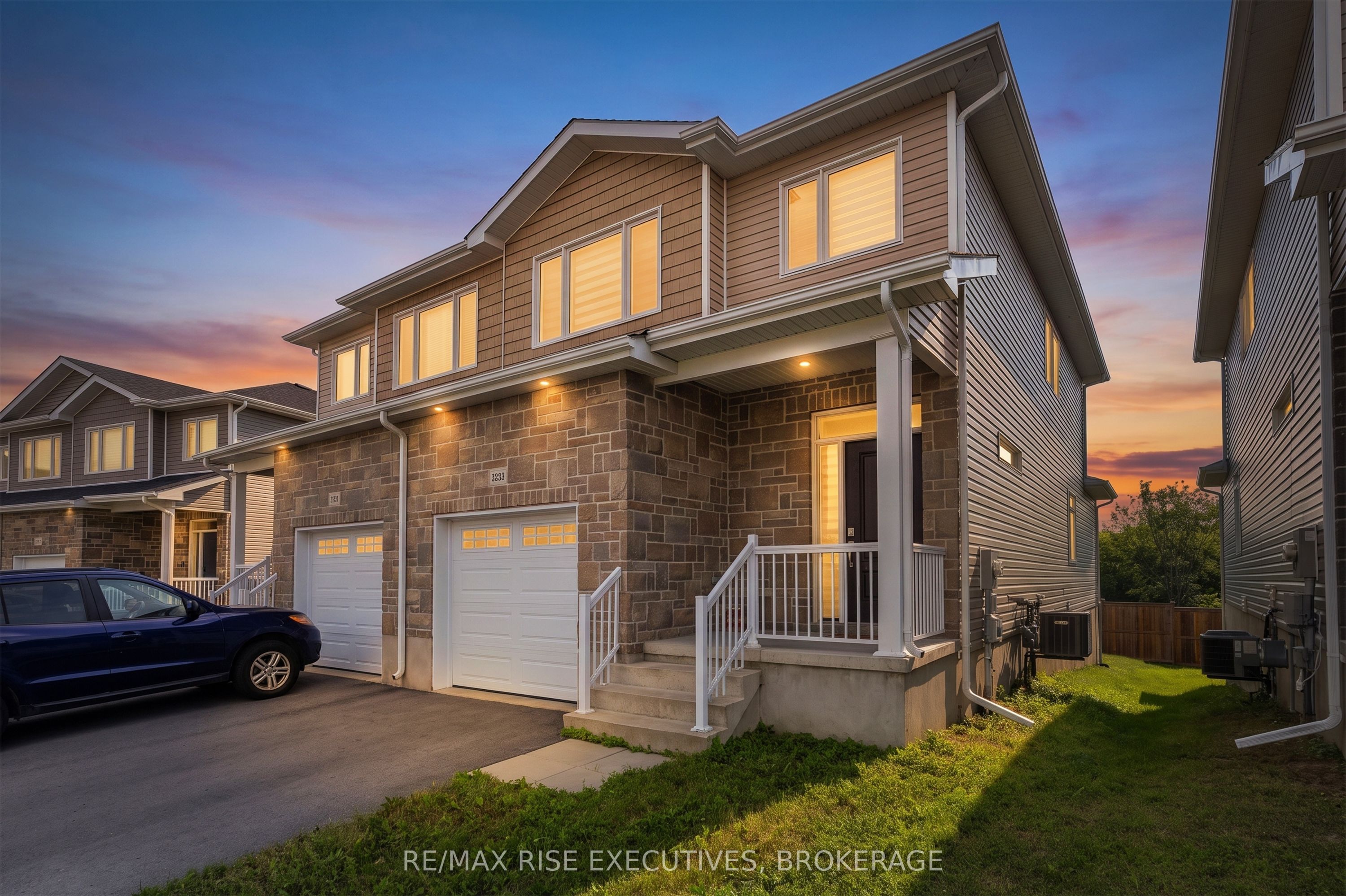 1233 Max Crescent Property Photo 1