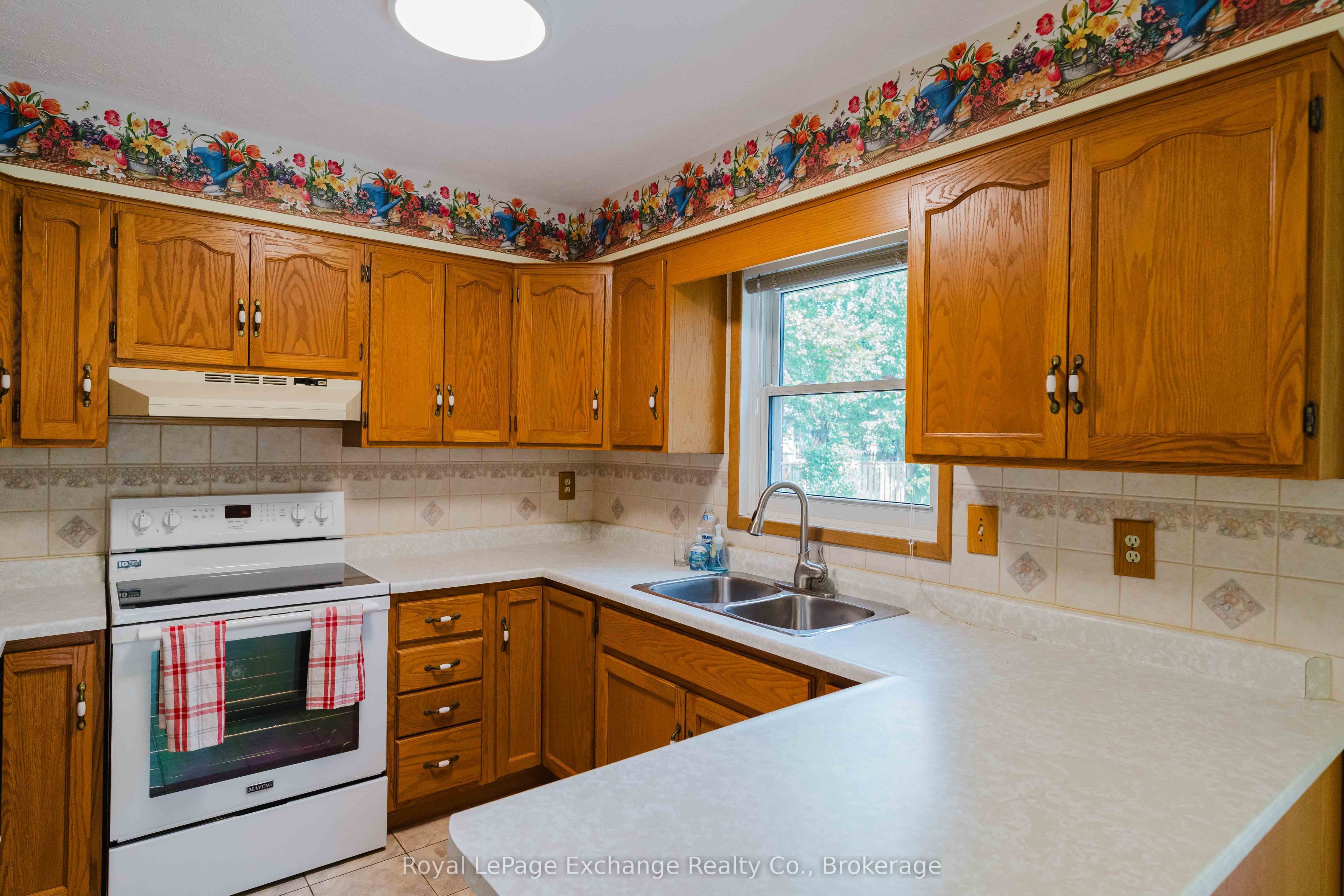 953 Parkwood Drive Property Photo 25