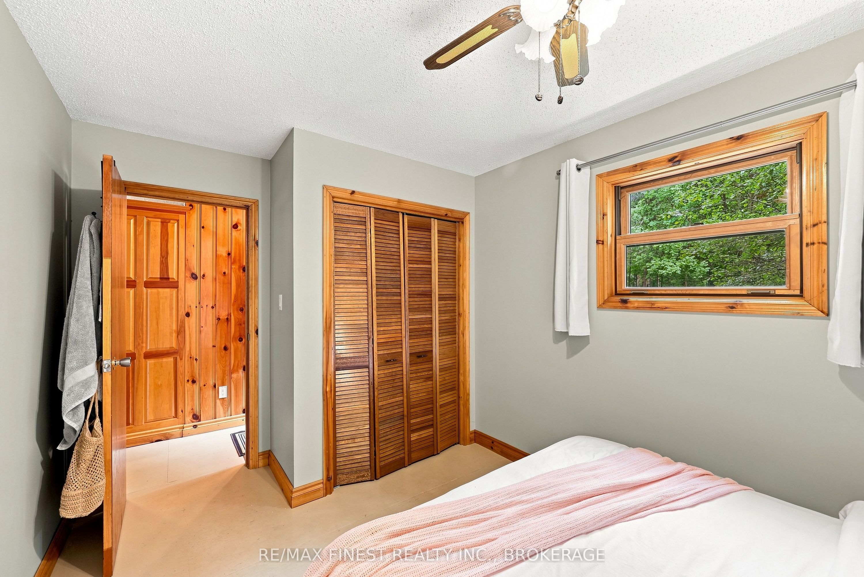 106 Yardarm Lane Property Photo 6