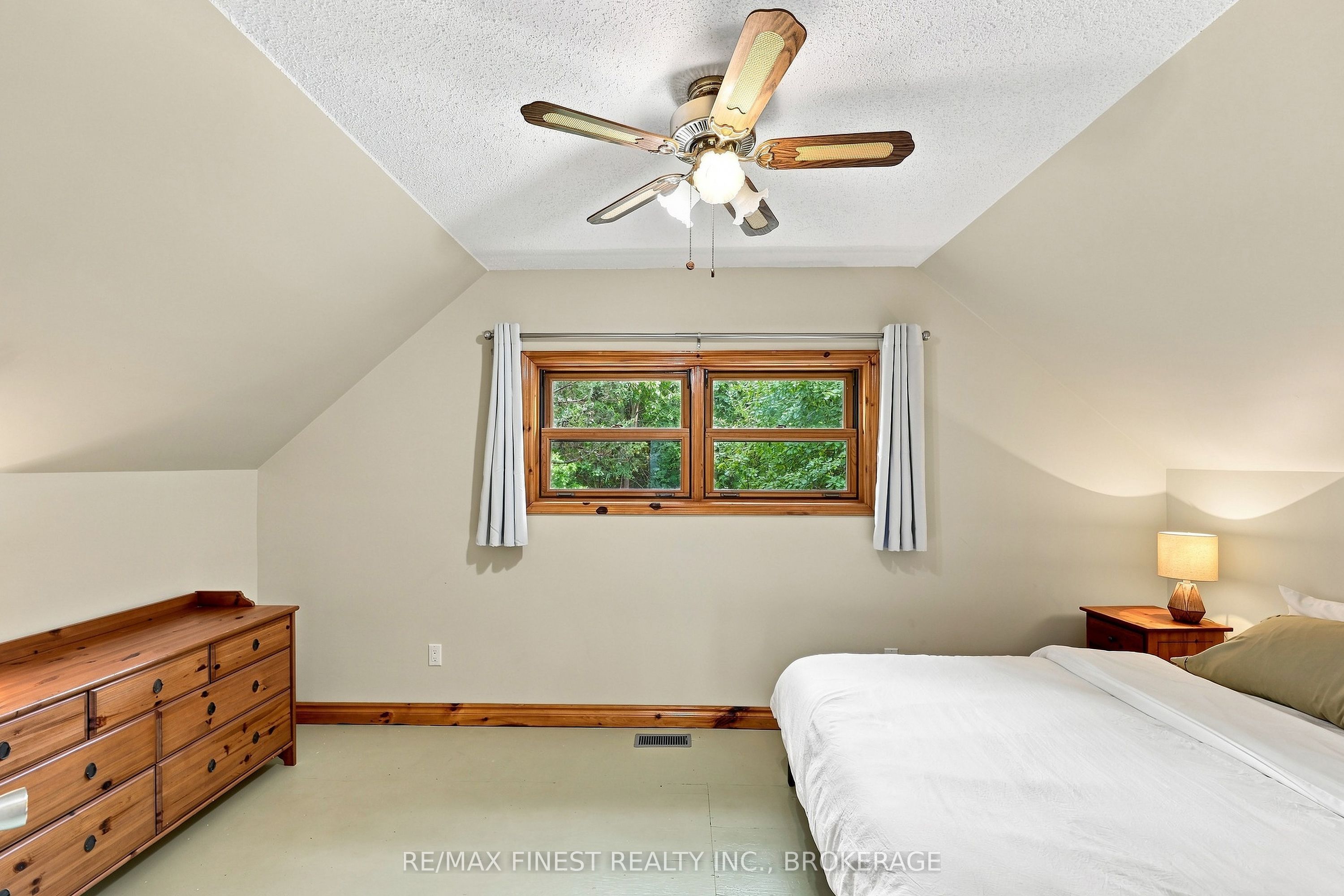 106 Yardarm Lane Property Photo 26
