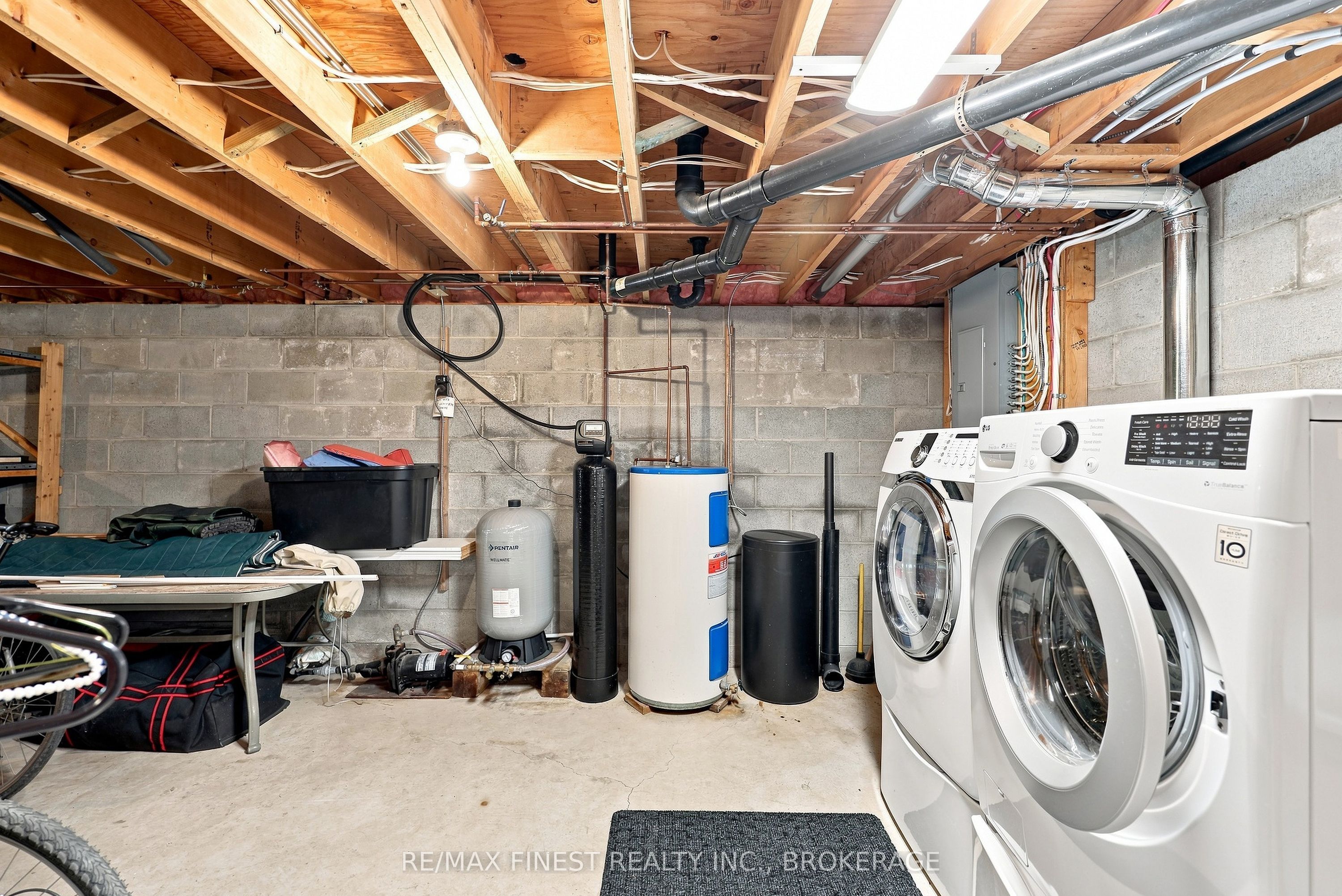 106 Yardarm Lane Property Photo 33
